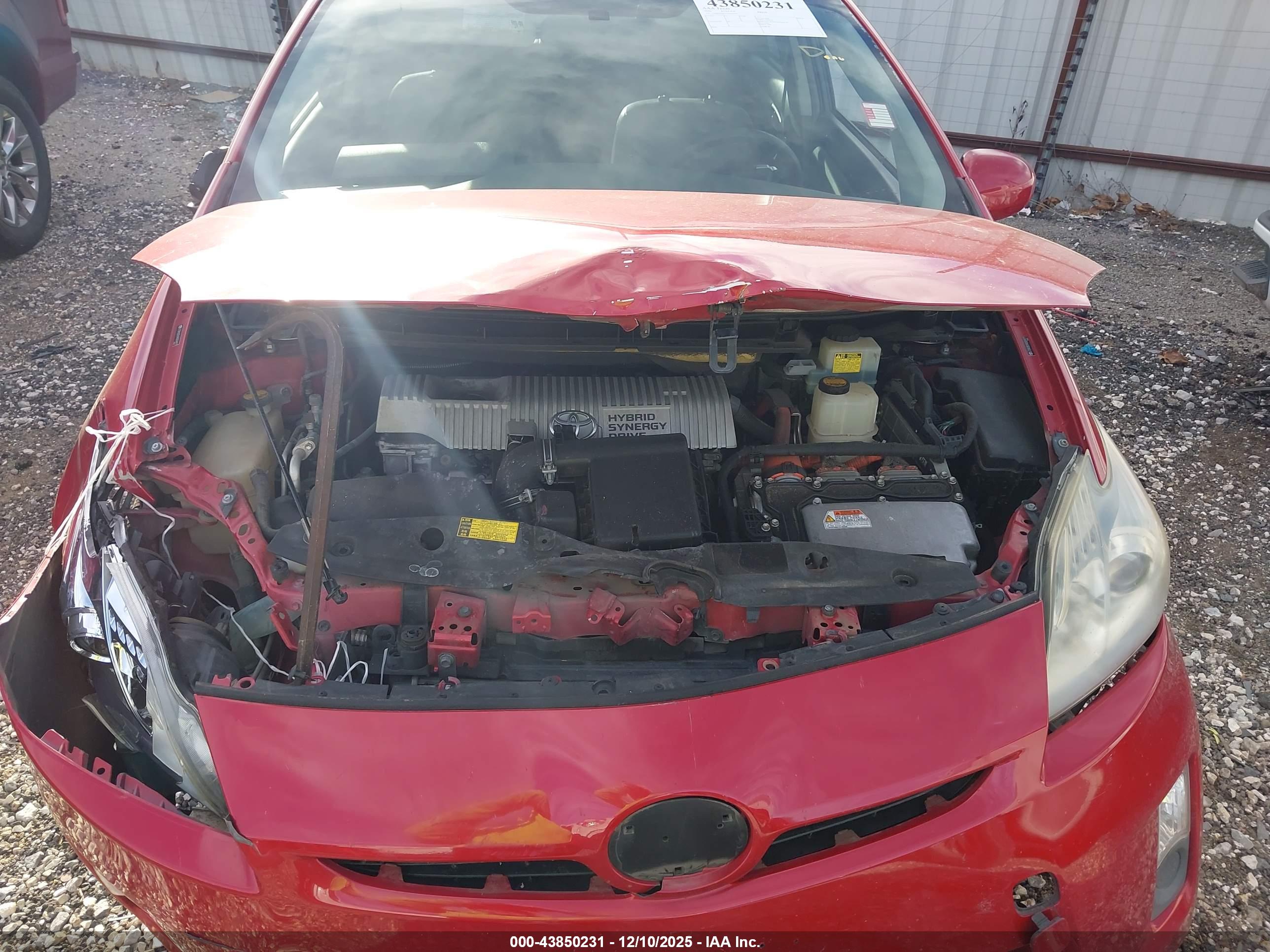TOYOTA PRIUS image 10