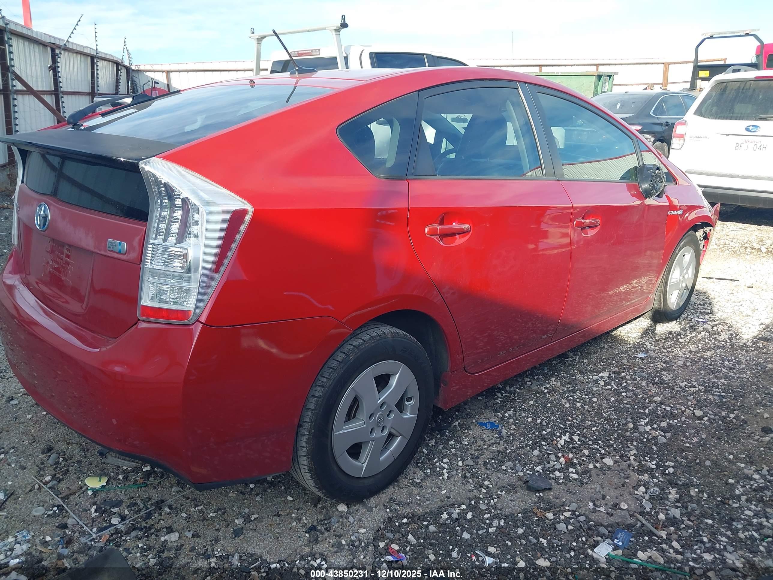 TOYOTA PRIUS image 4