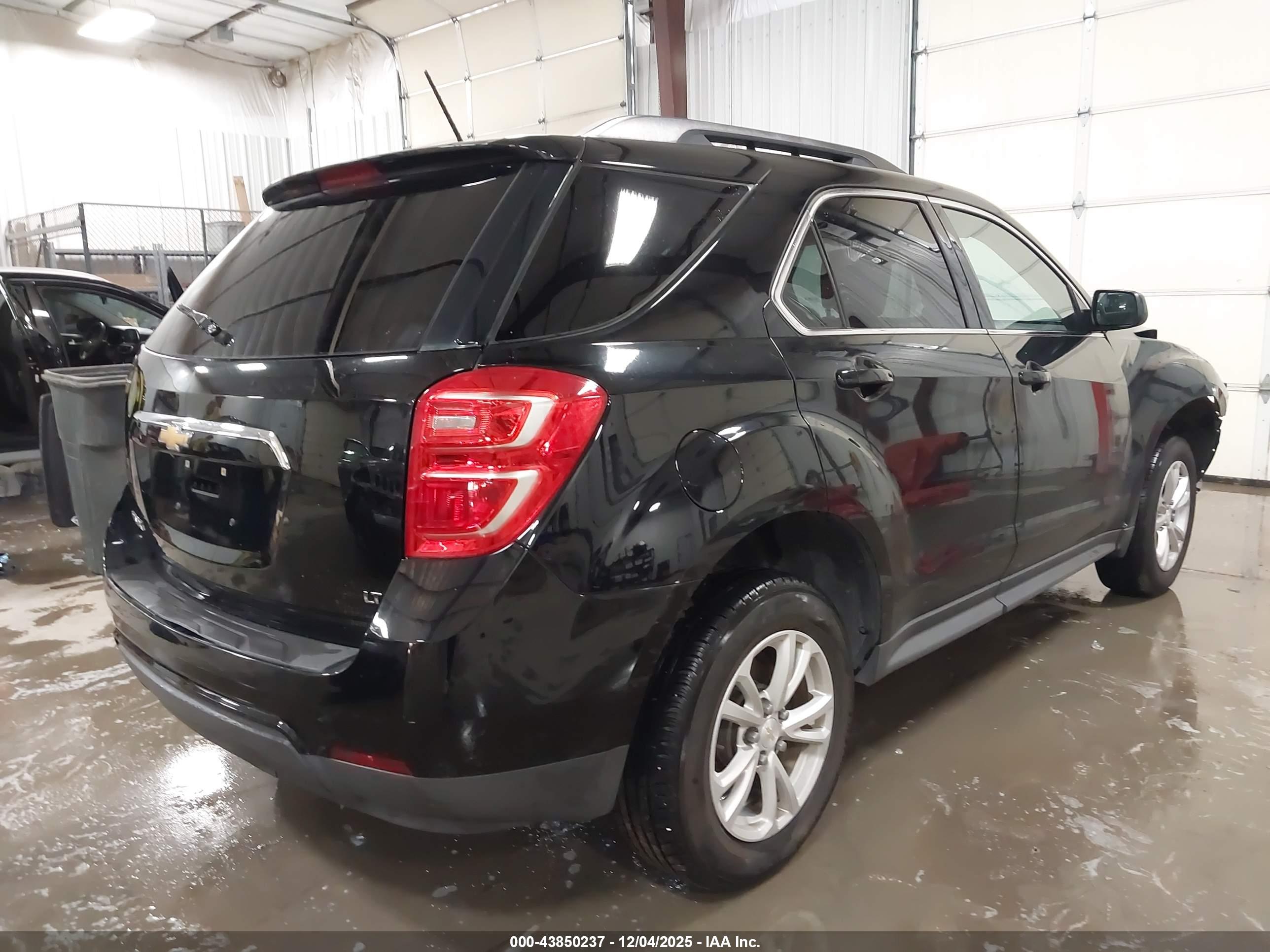 CHEVROLET EQUINOX image 4