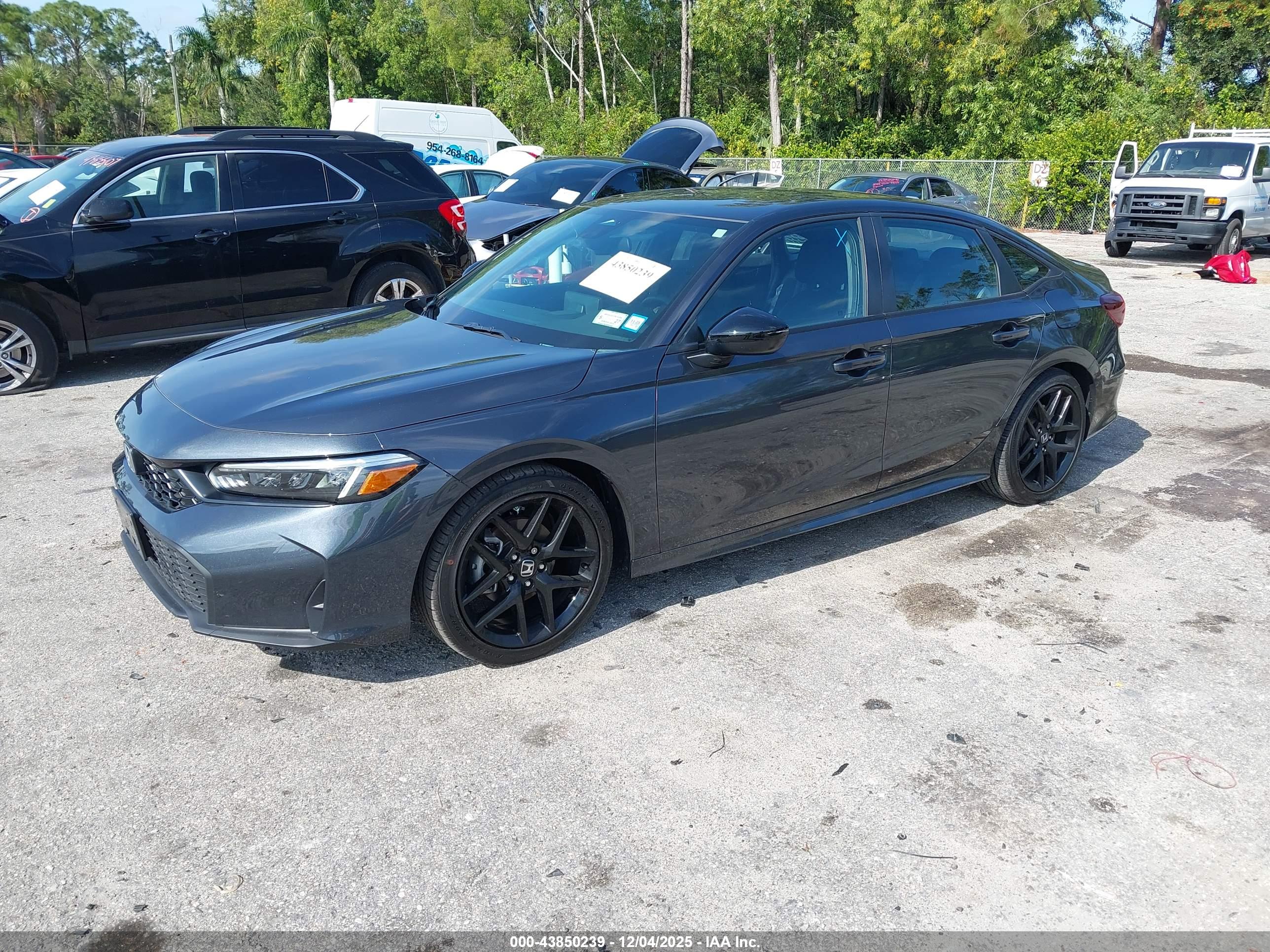 HONDA CIVIC image 2