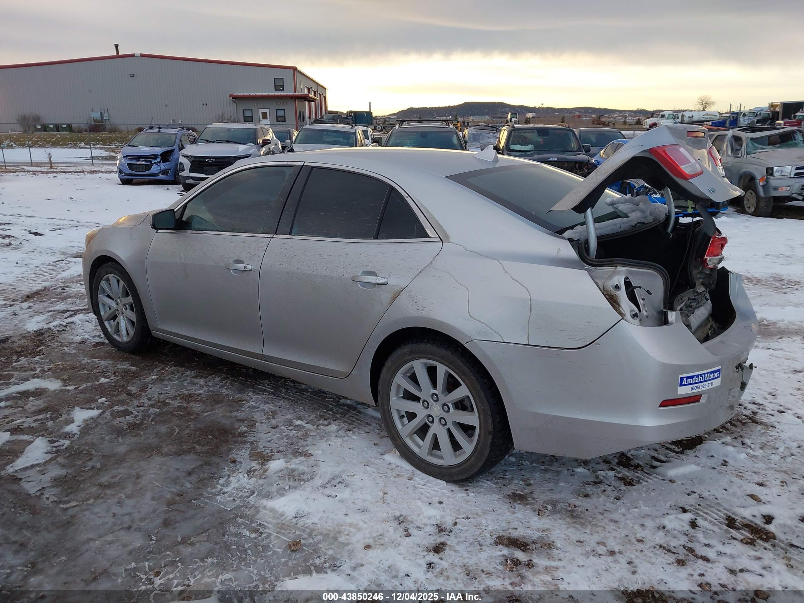 CHEVROLET MALIBU image 3