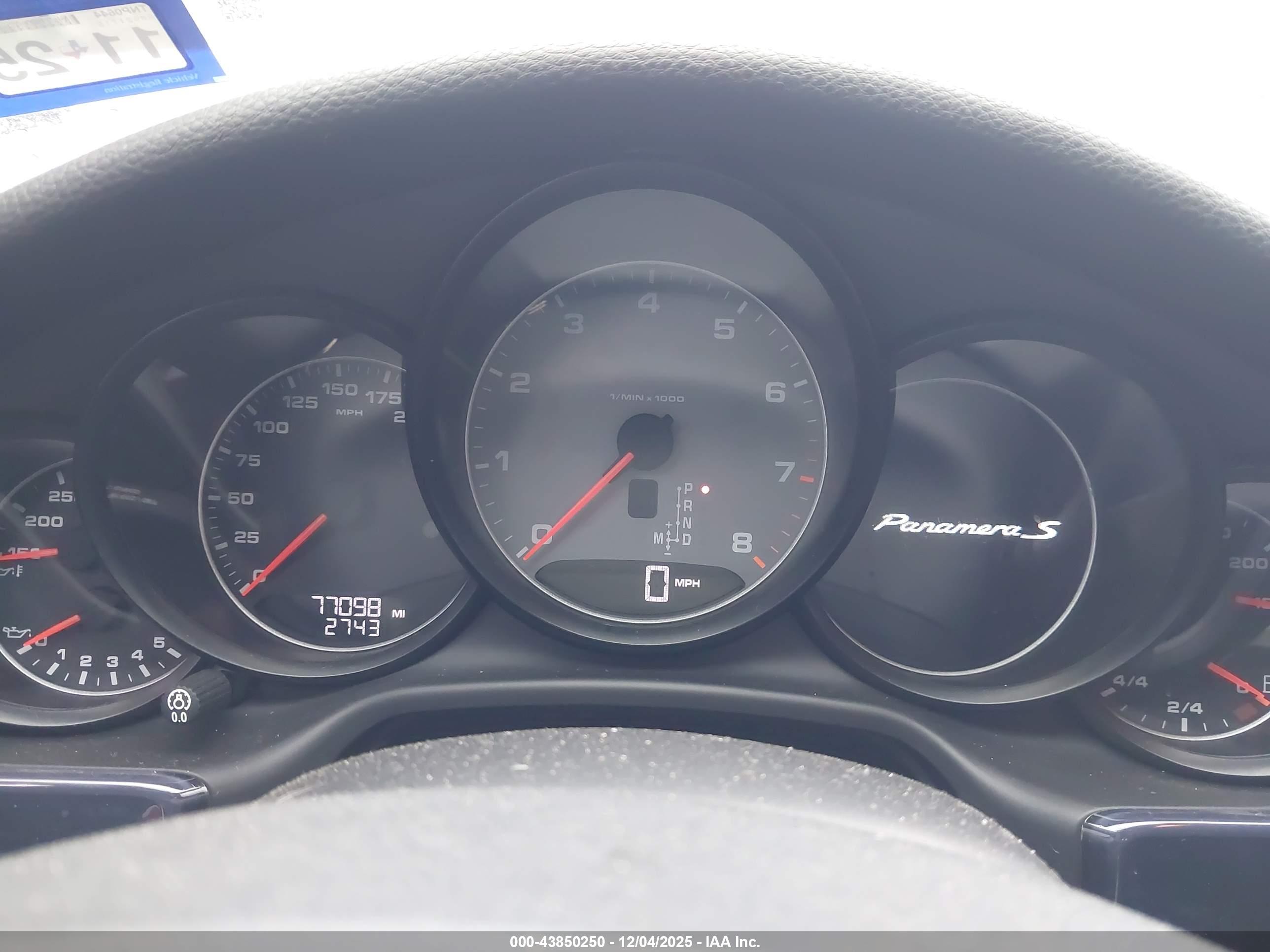 PORSCHE PANAMERA image 7