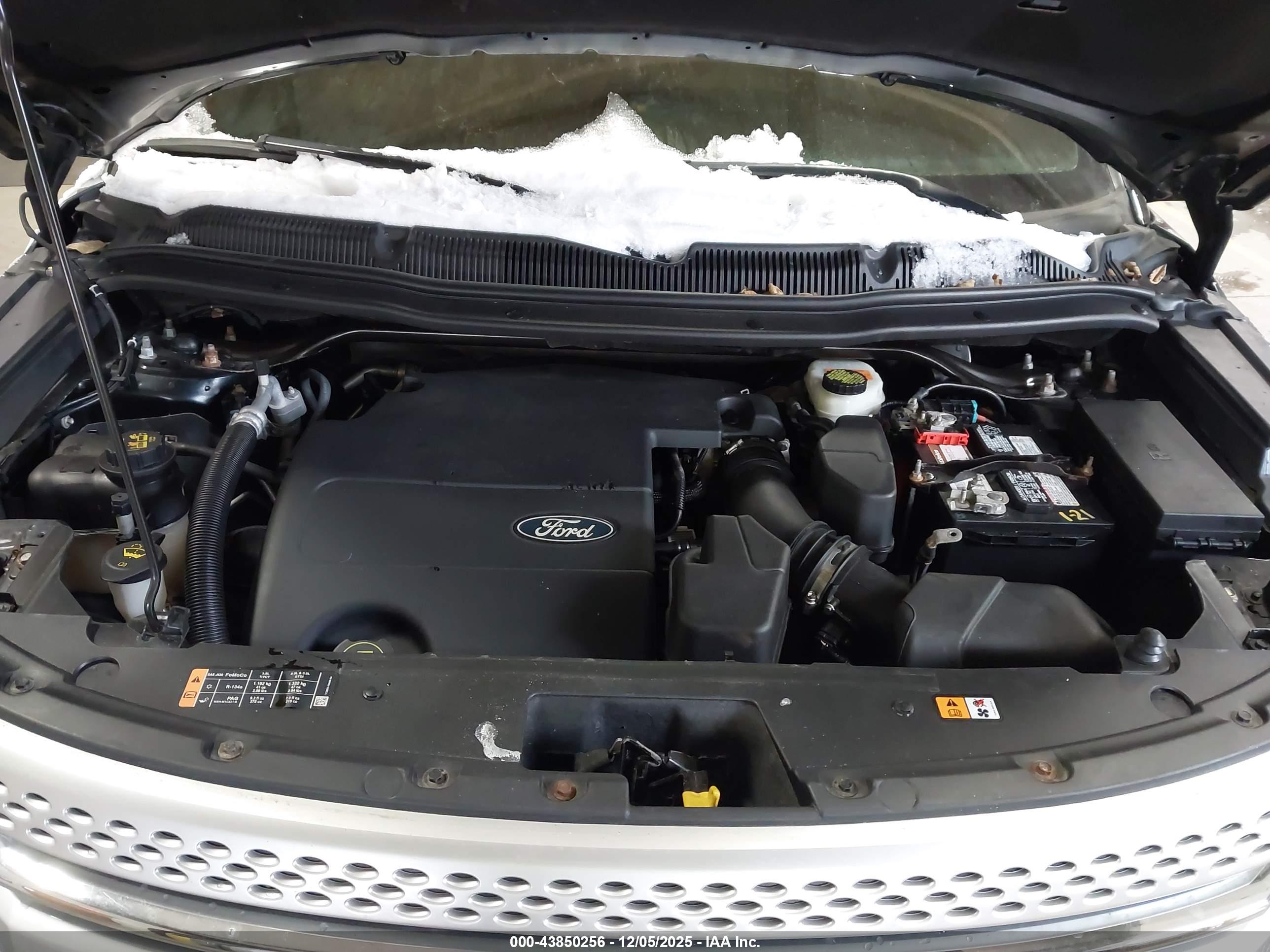 FORD EXPLORER image 10