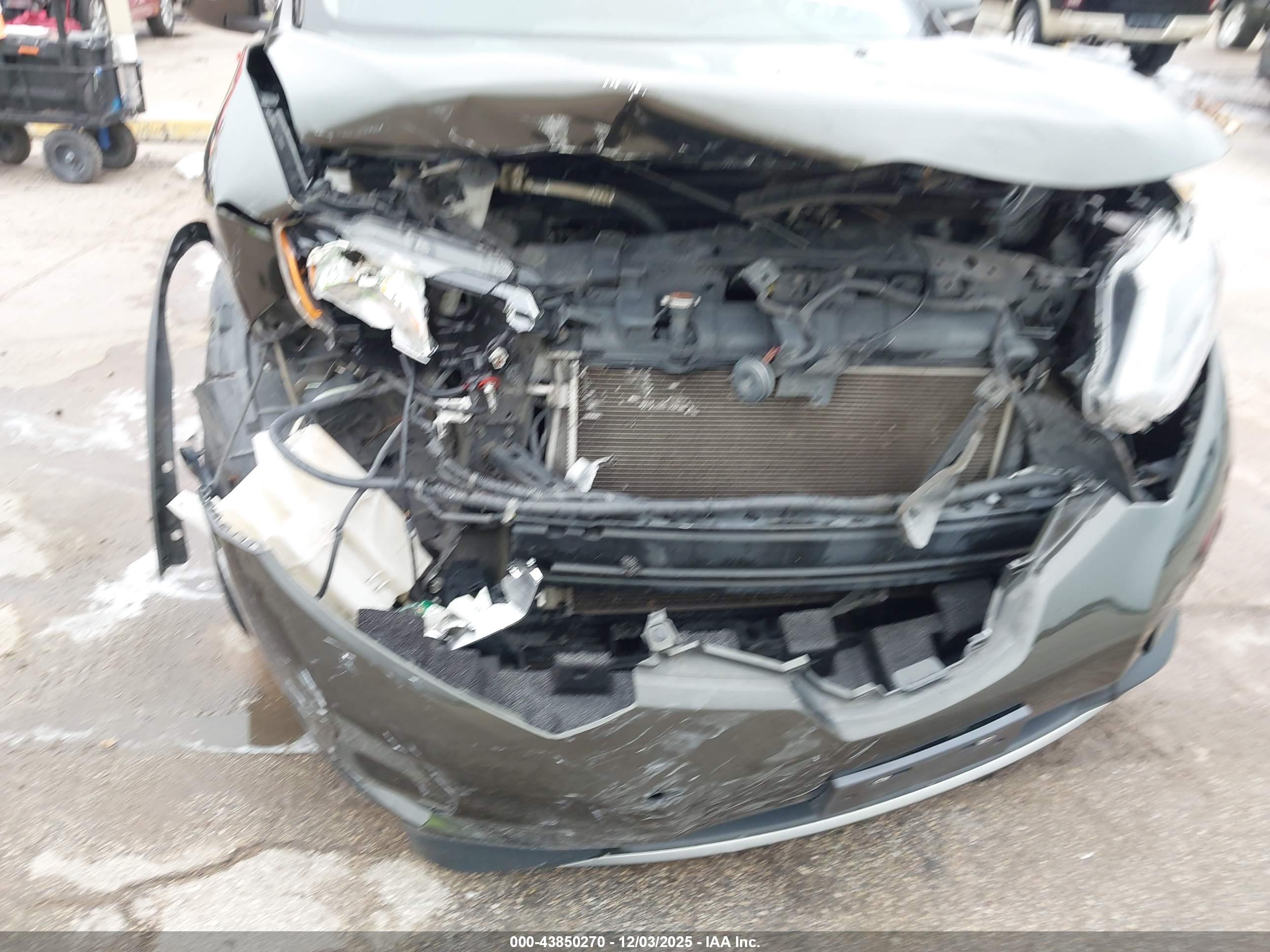 NISSAN ROGUE image 6
