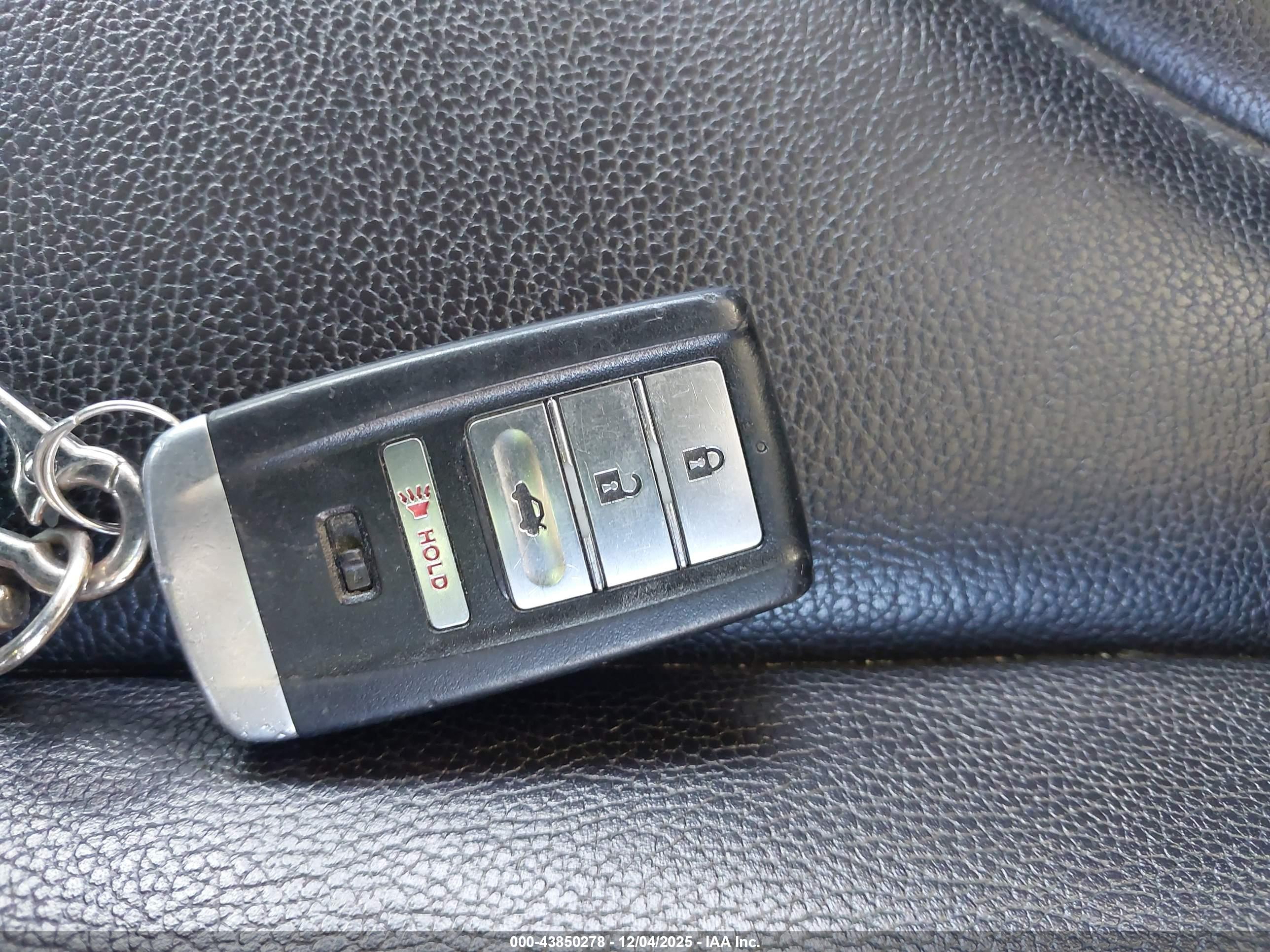 ACURA ILX image 11