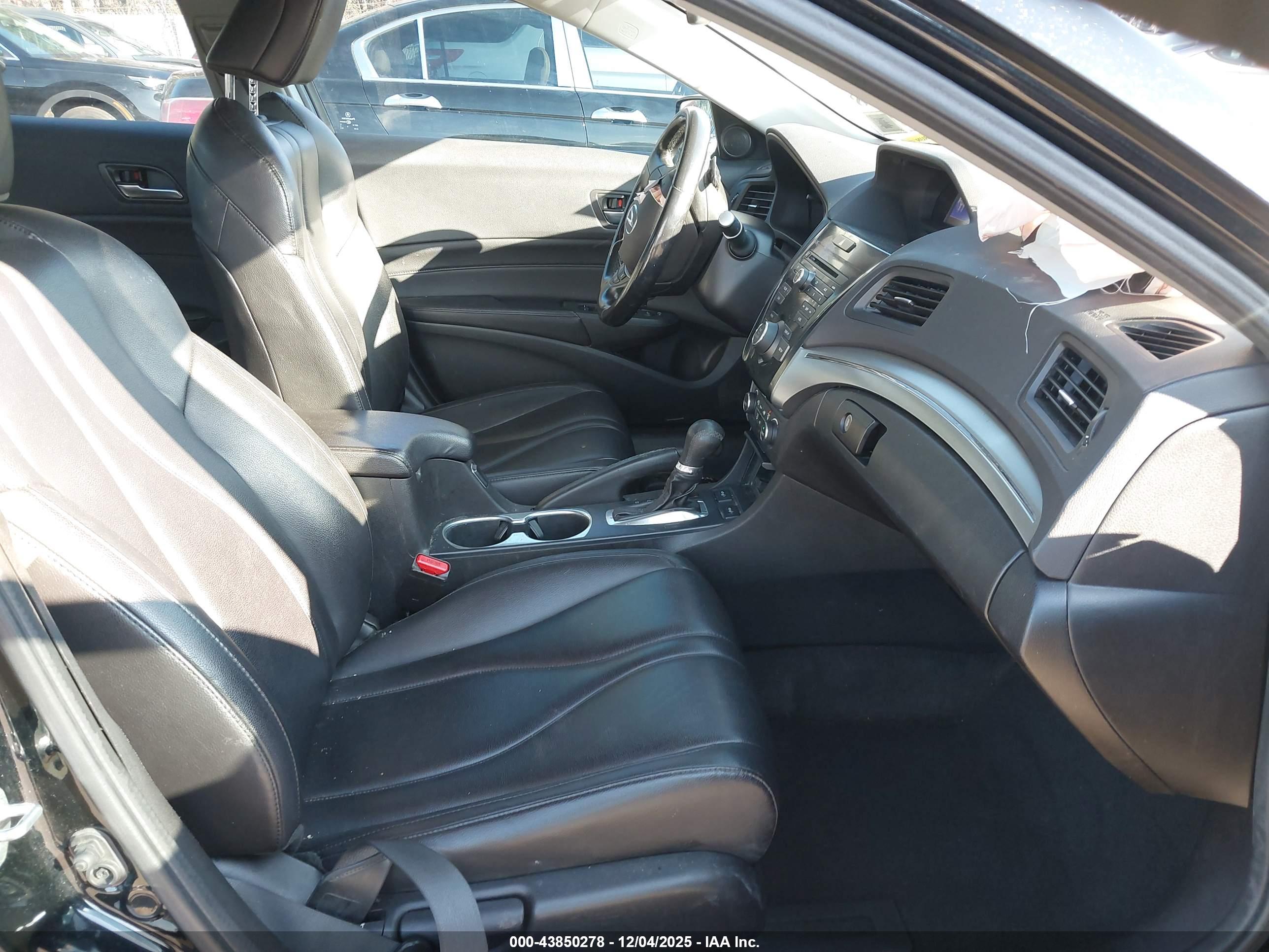 ACURA ILX image 5