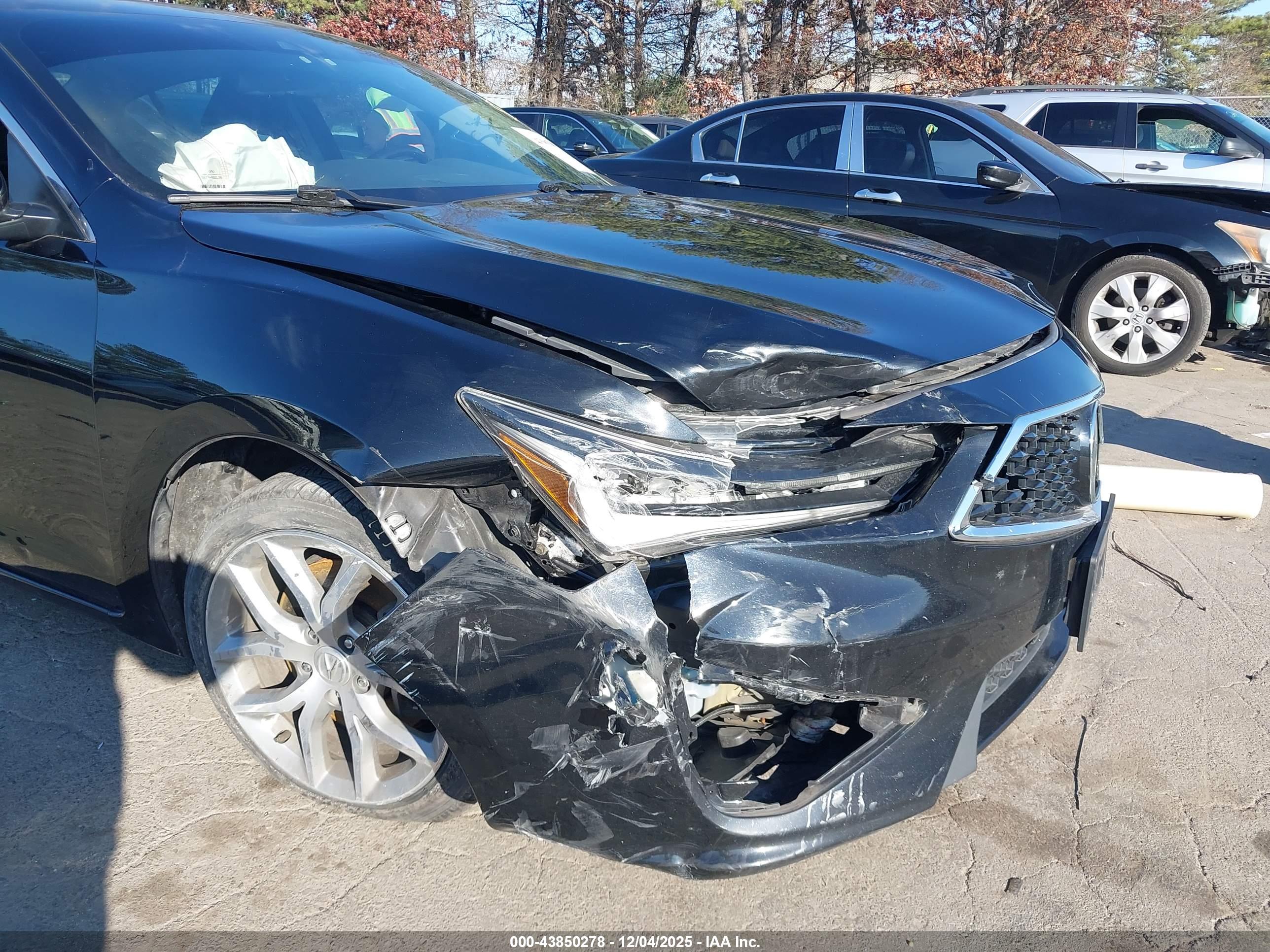 ACURA ILX image 6