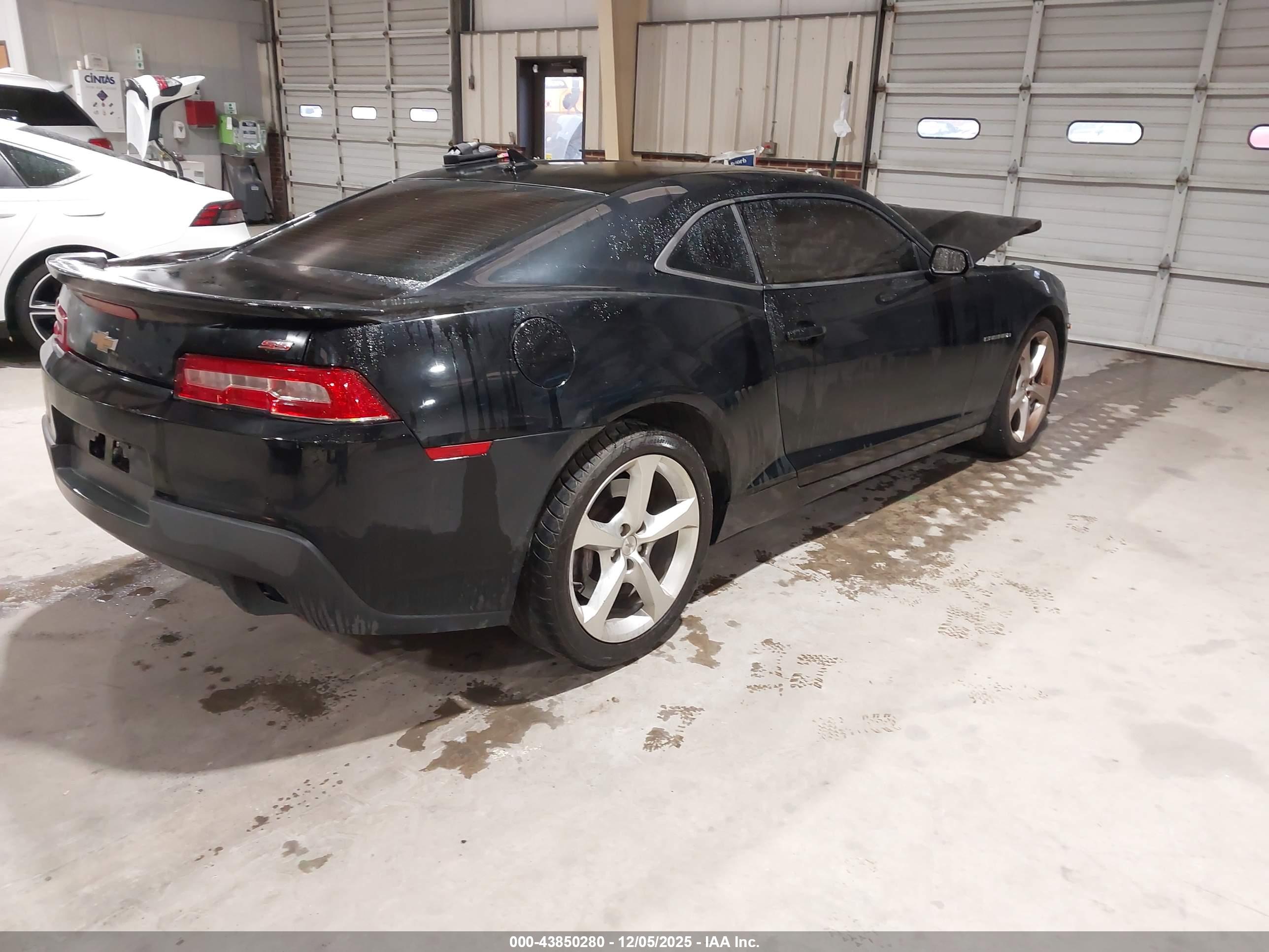 CHEVROLET CAMARO image 4