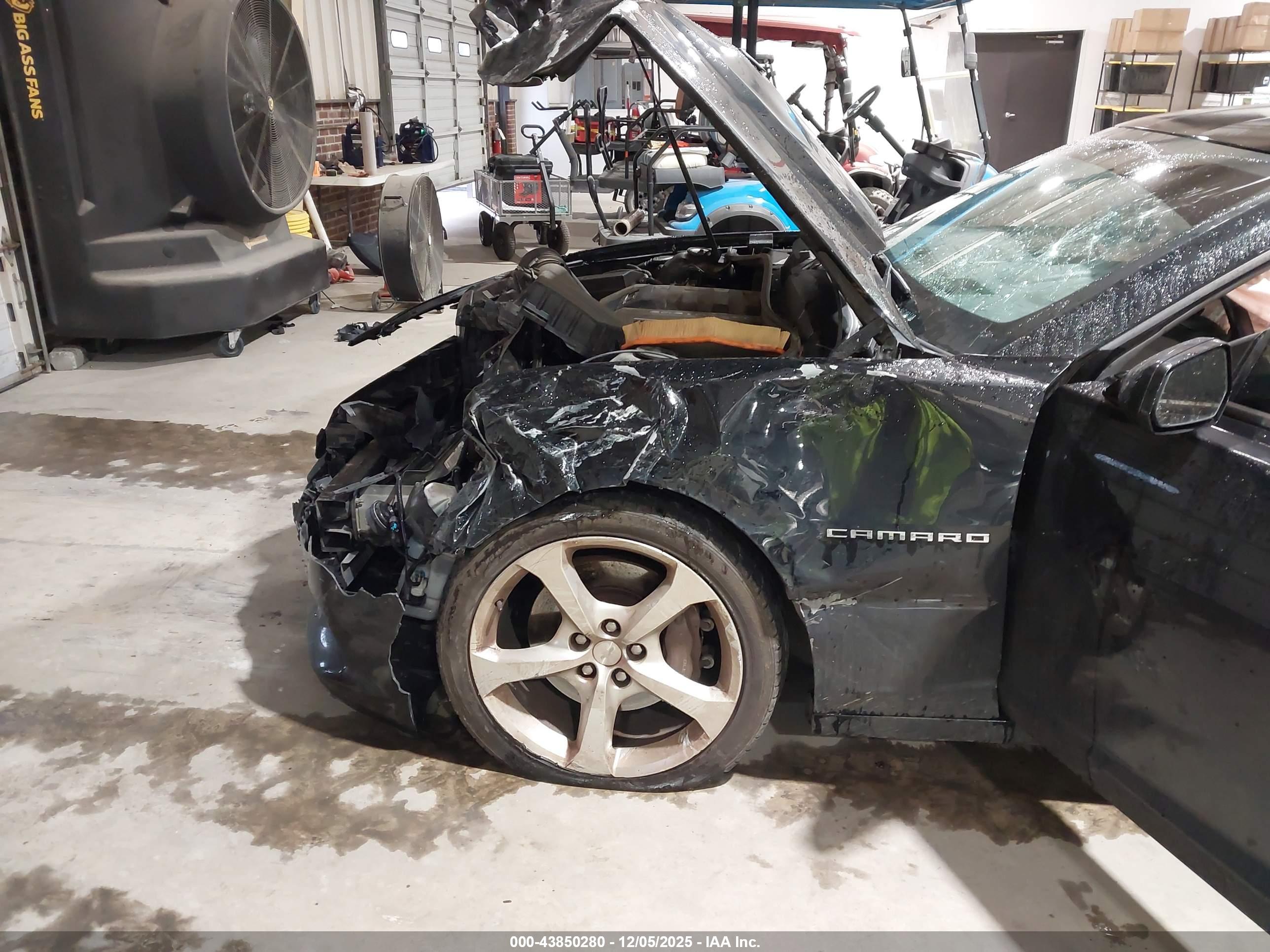 CHEVROLET CAMARO image 6