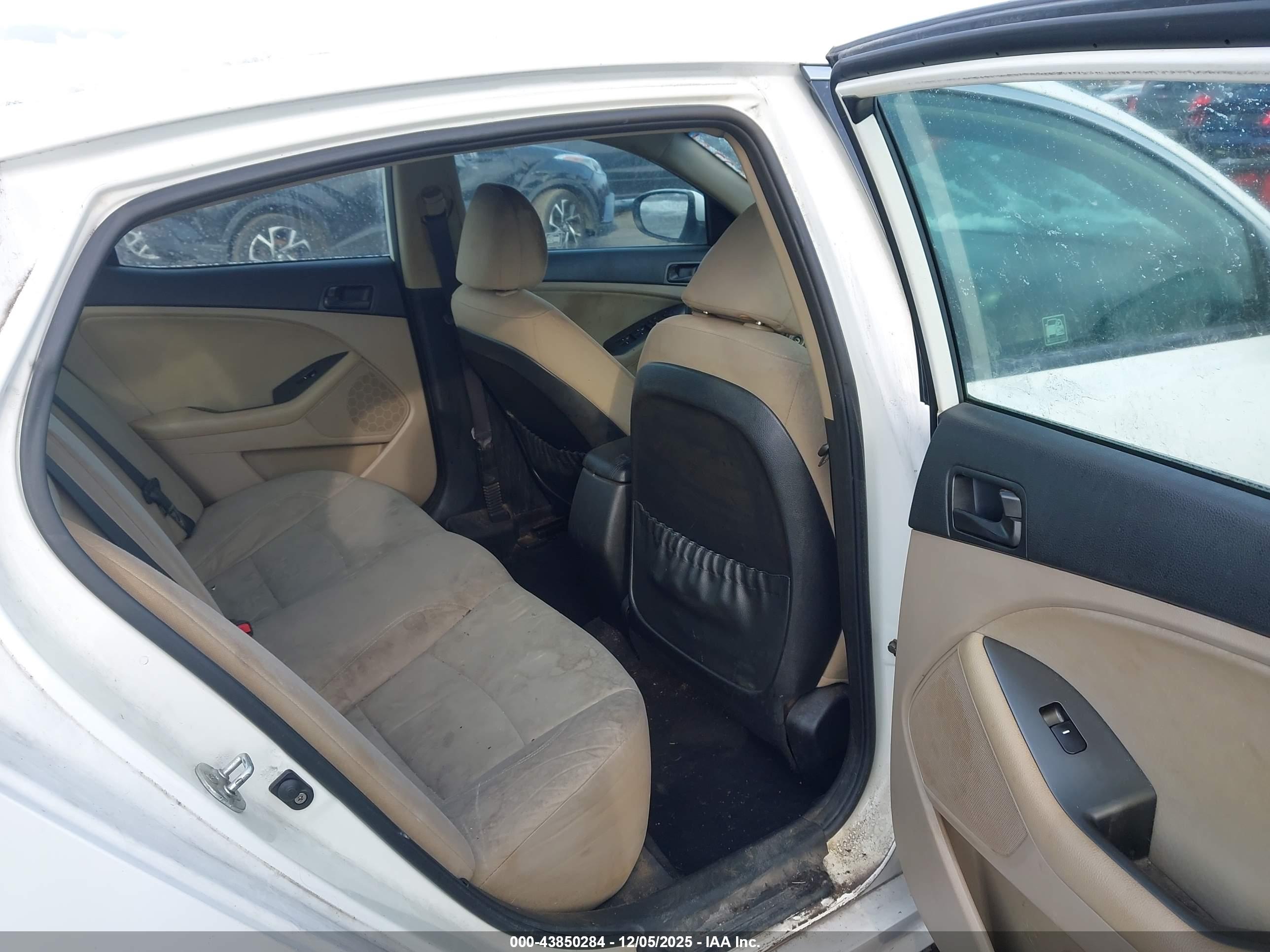 KIA OPTIMA image 8