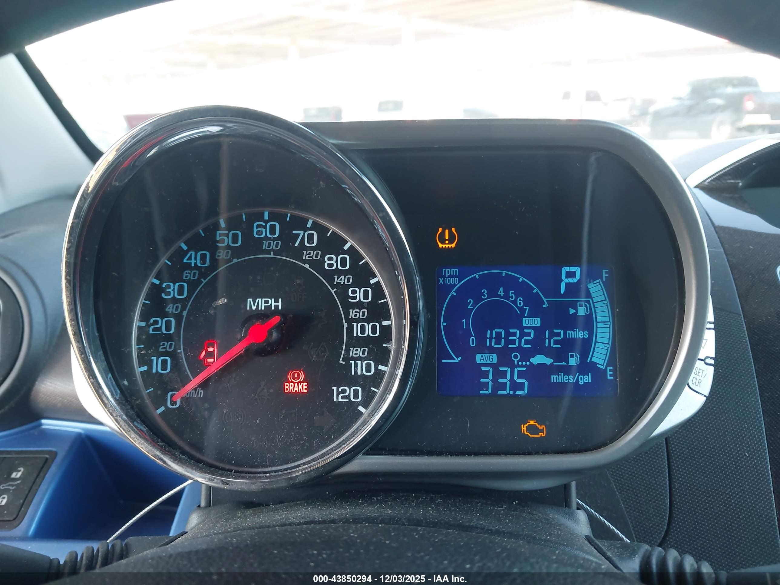 CHEVROLET SPARK image 7
