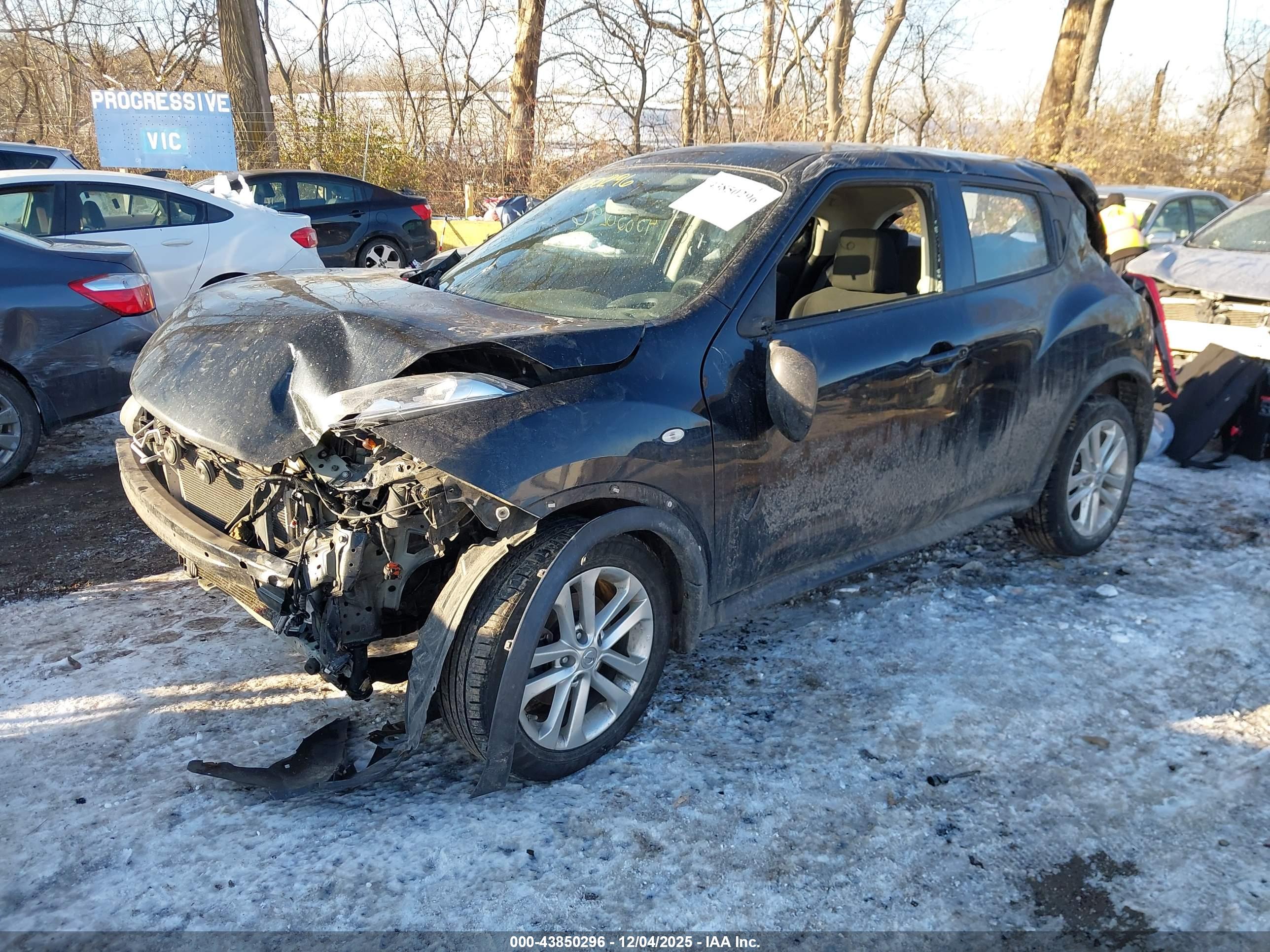 NISSAN JUKE image 2