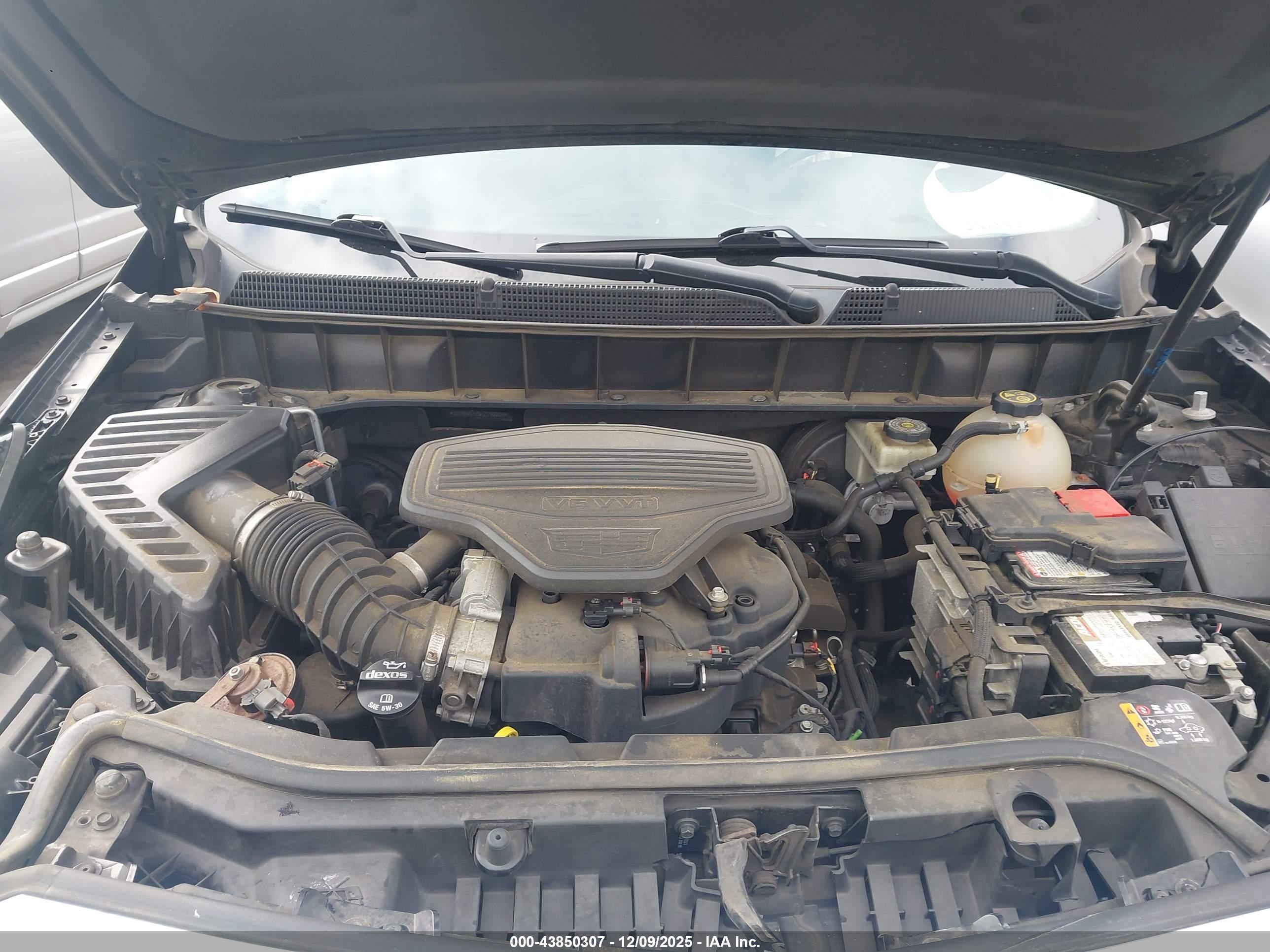 CADILLAC XT5 image 10