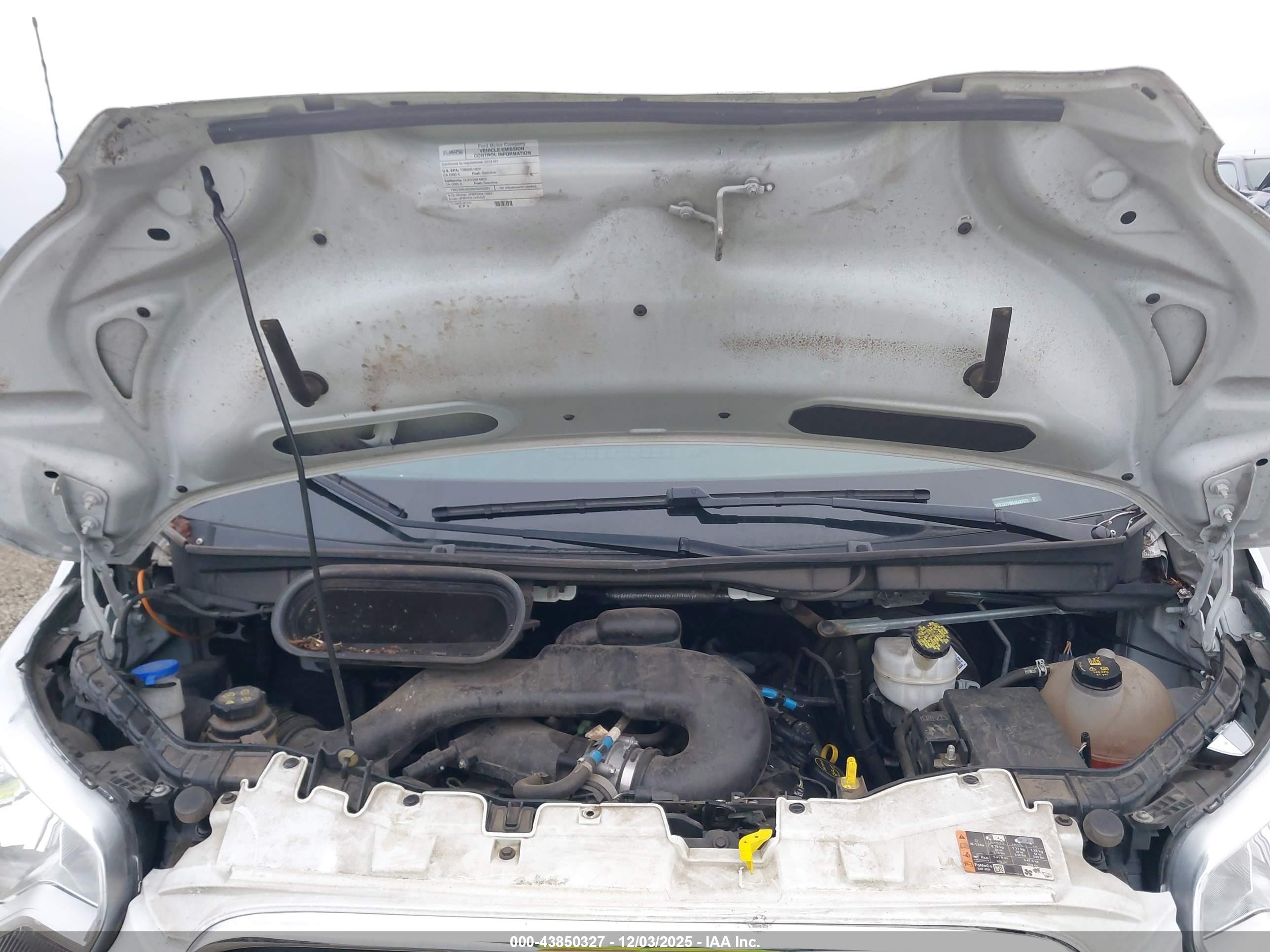 FORD TRANSIT-350 image 10