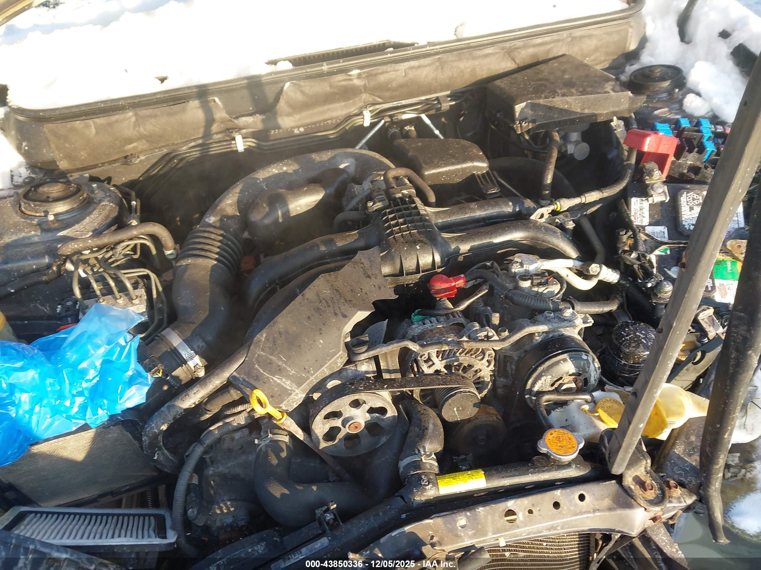 SUBARU LEGACY image 10