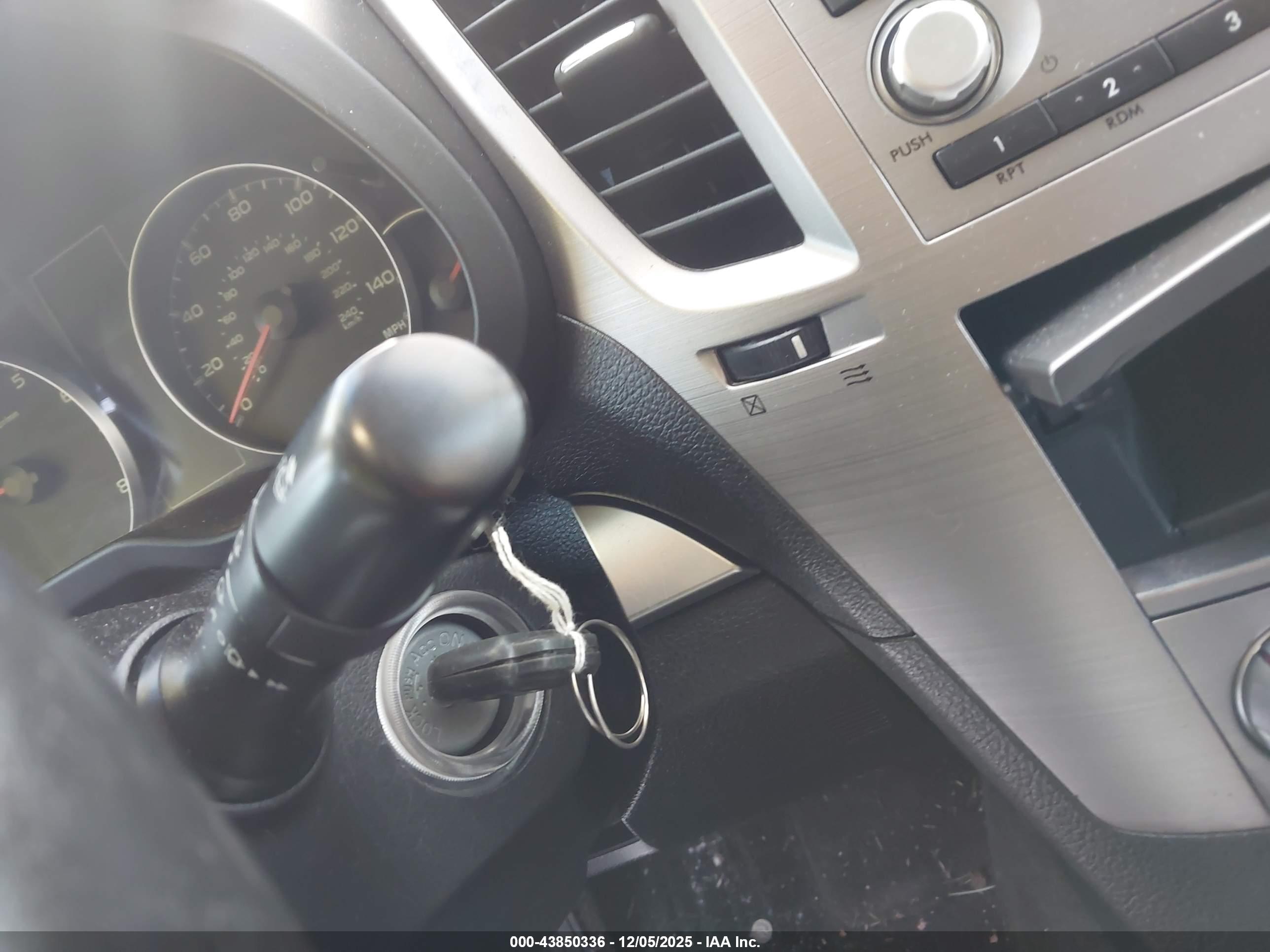 SUBARU LEGACY image 11