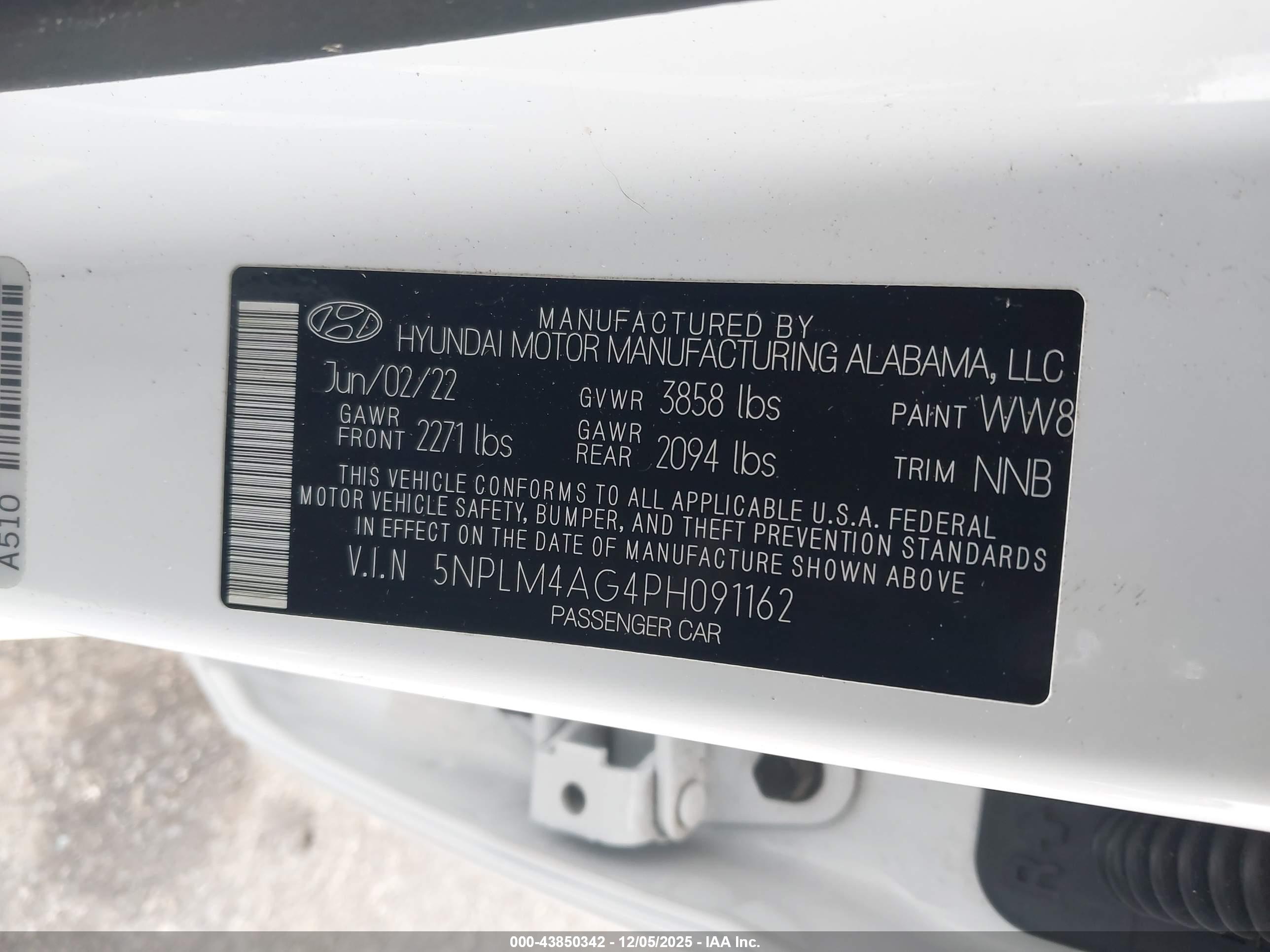 HYUNDAI ELANTRA image 9