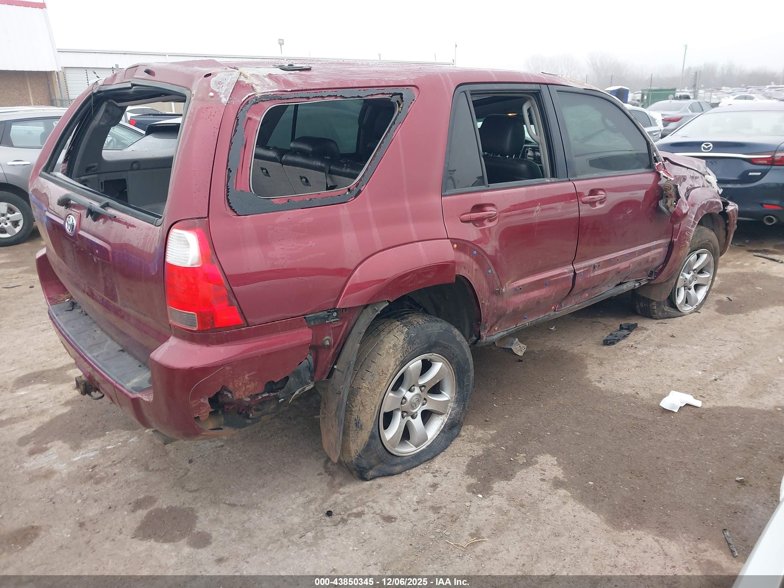 TOYOTA 4RUNNER image 4