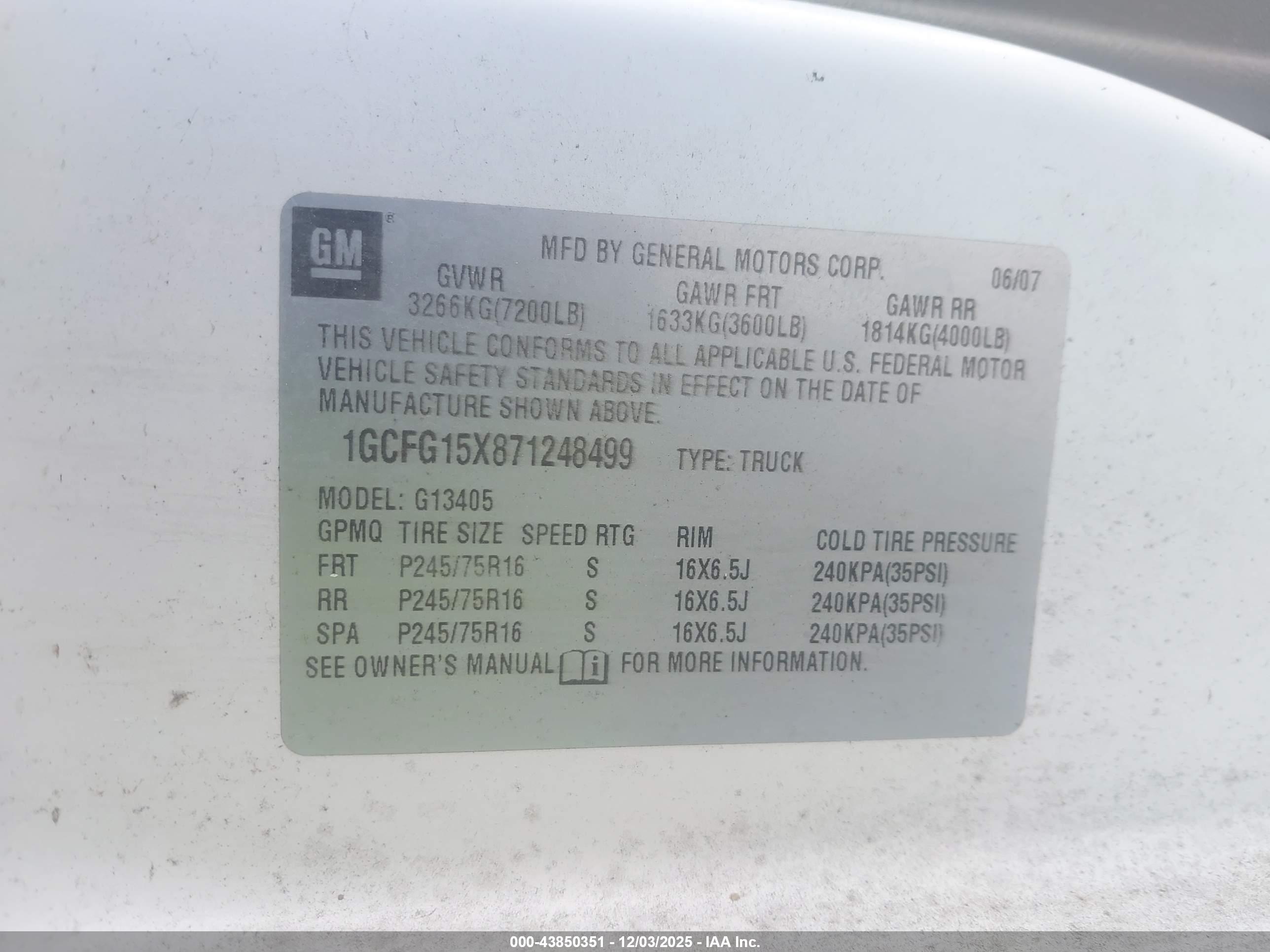CHEVROLET EXPRESS image 9