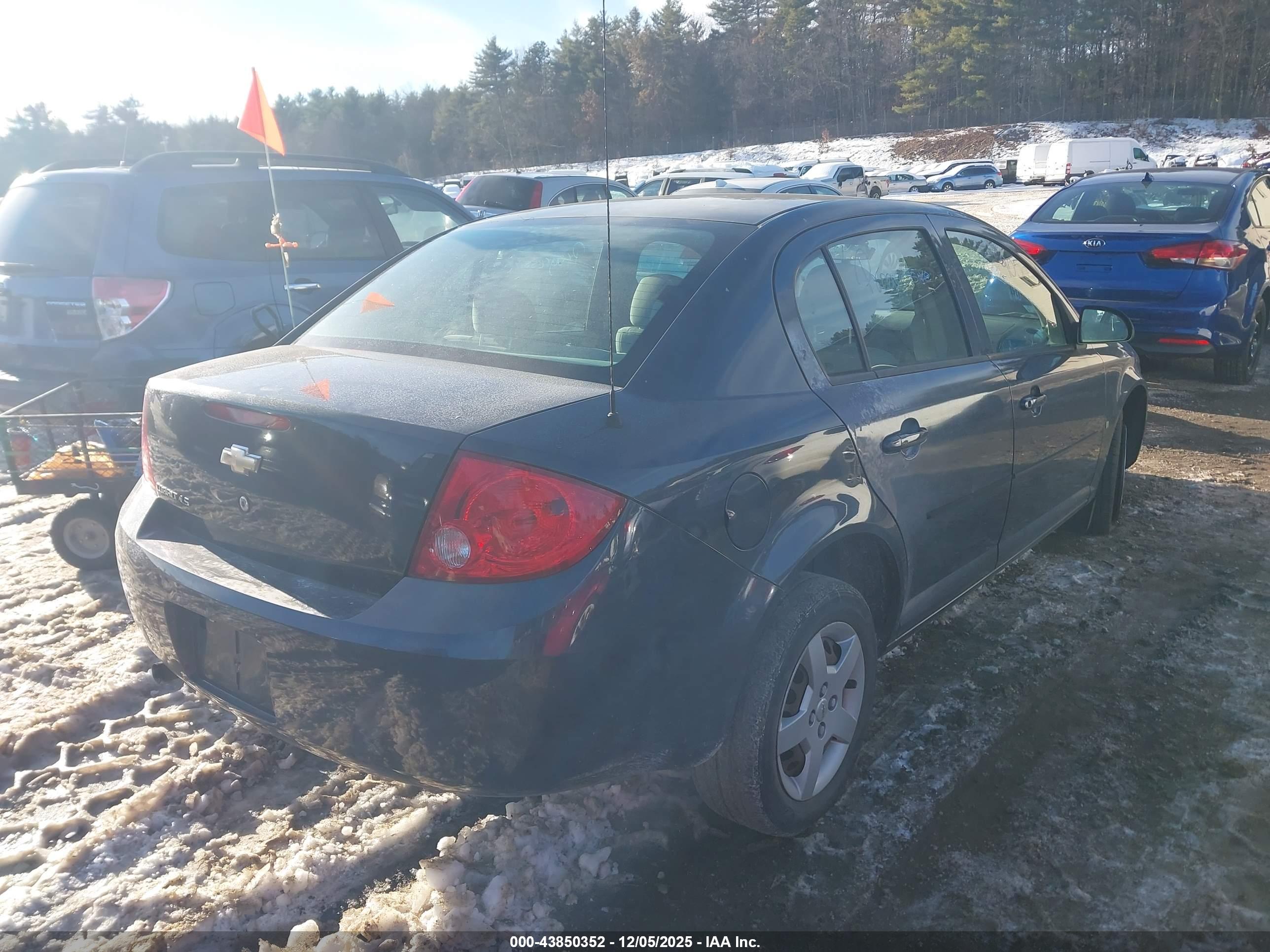 CHEVROLET COBALT image 4