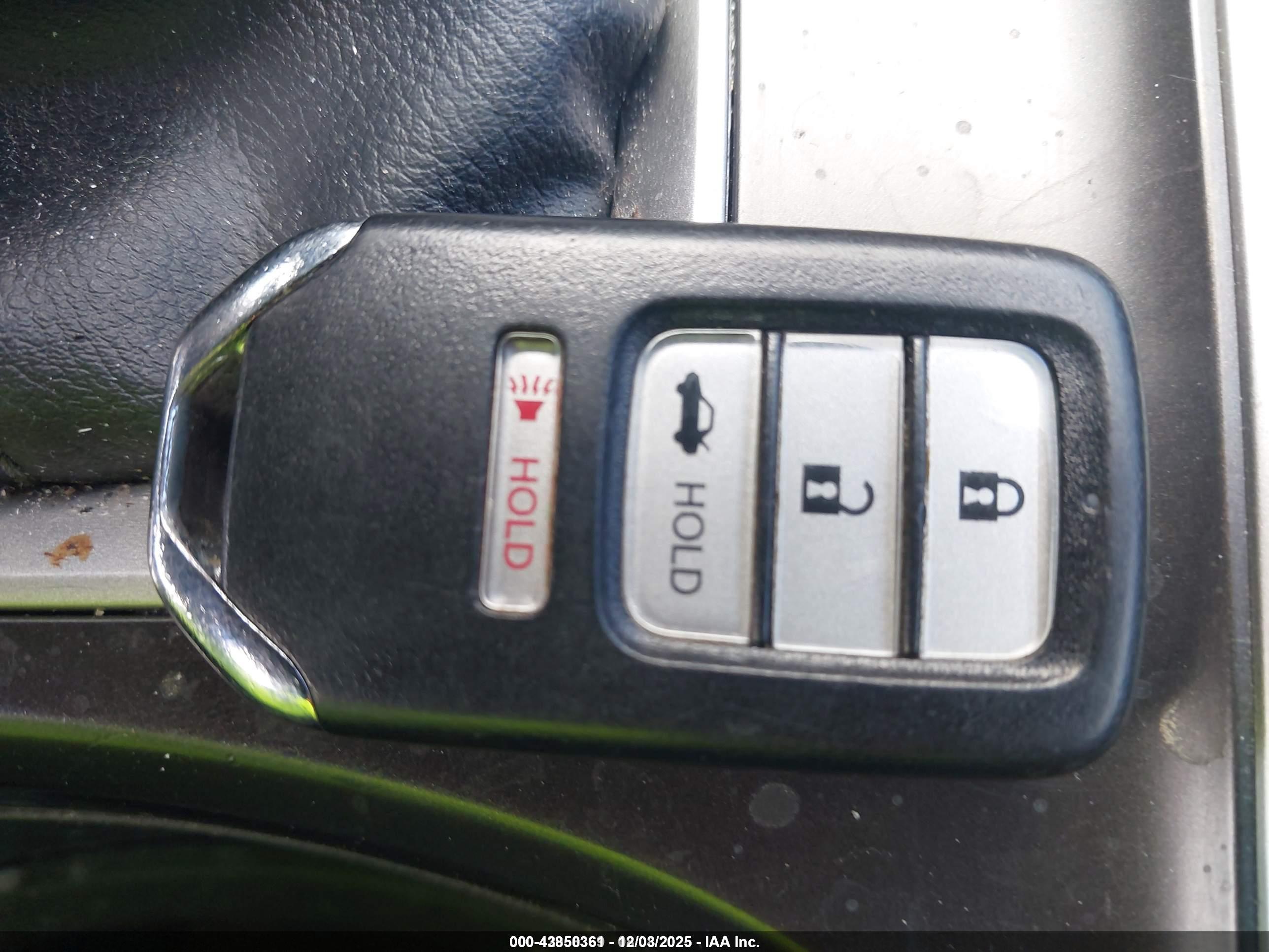 HONDA ACCORD image 11
