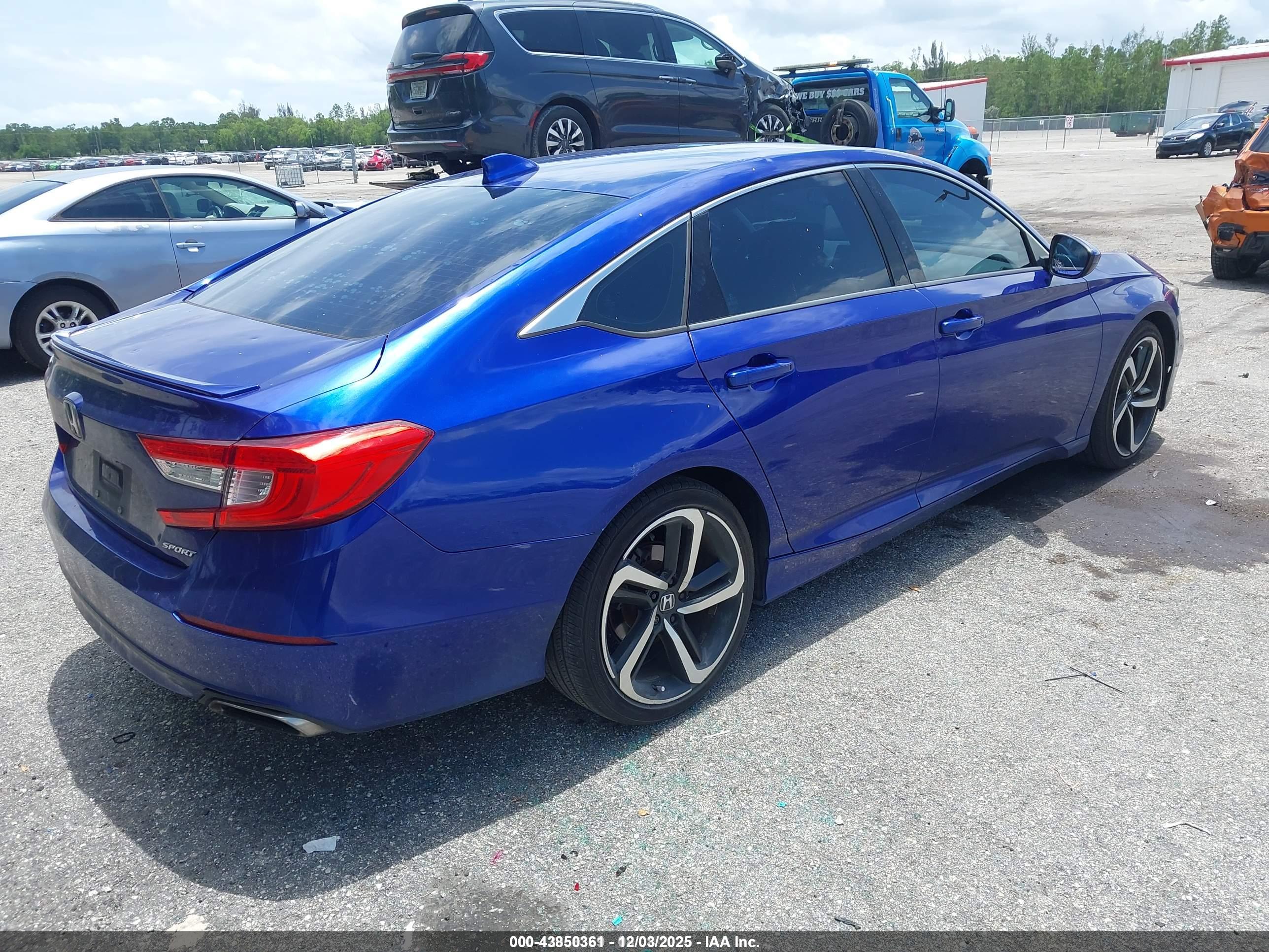 HONDA ACCORD image 4