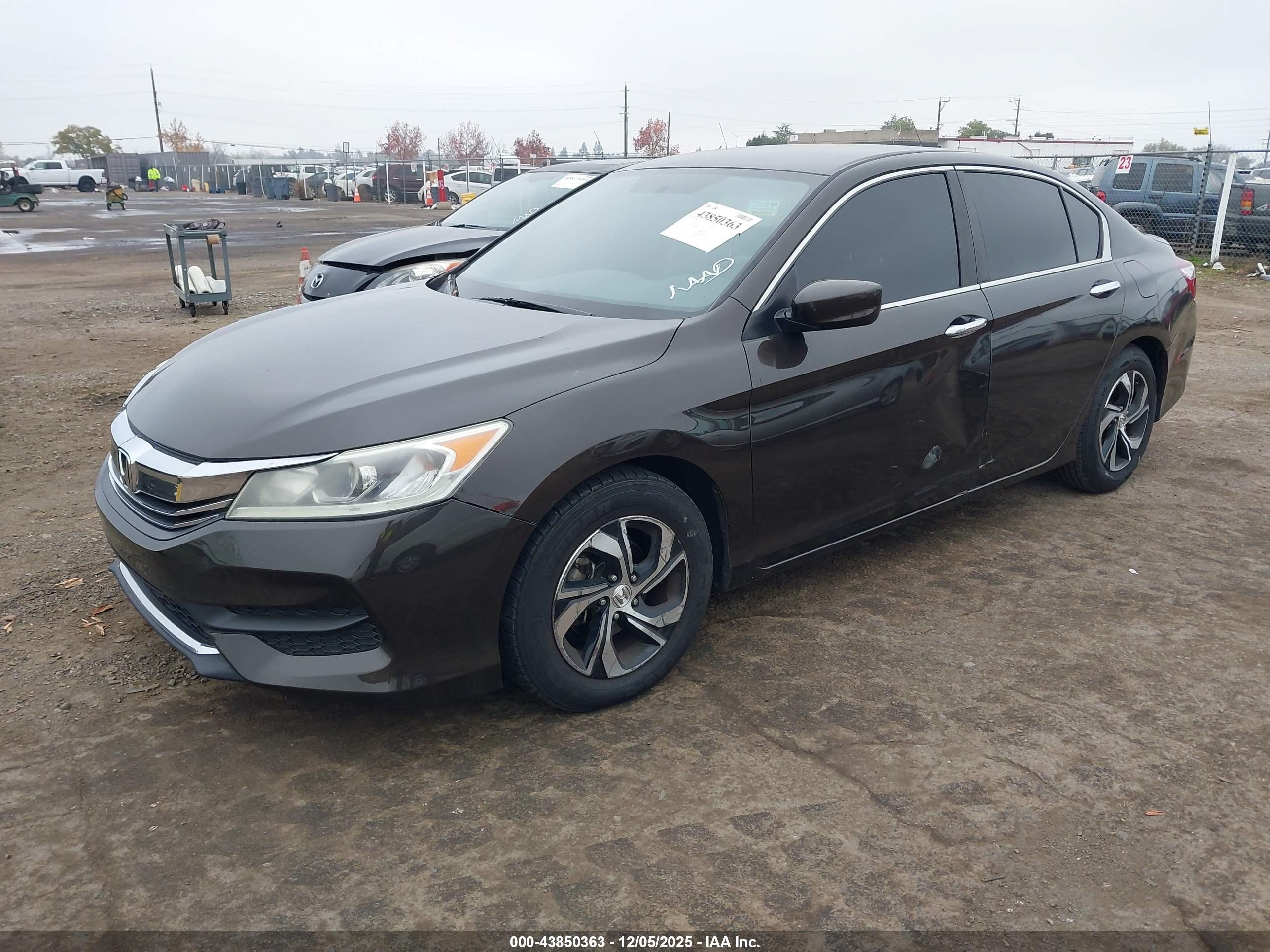 HONDA ACCORD image 2