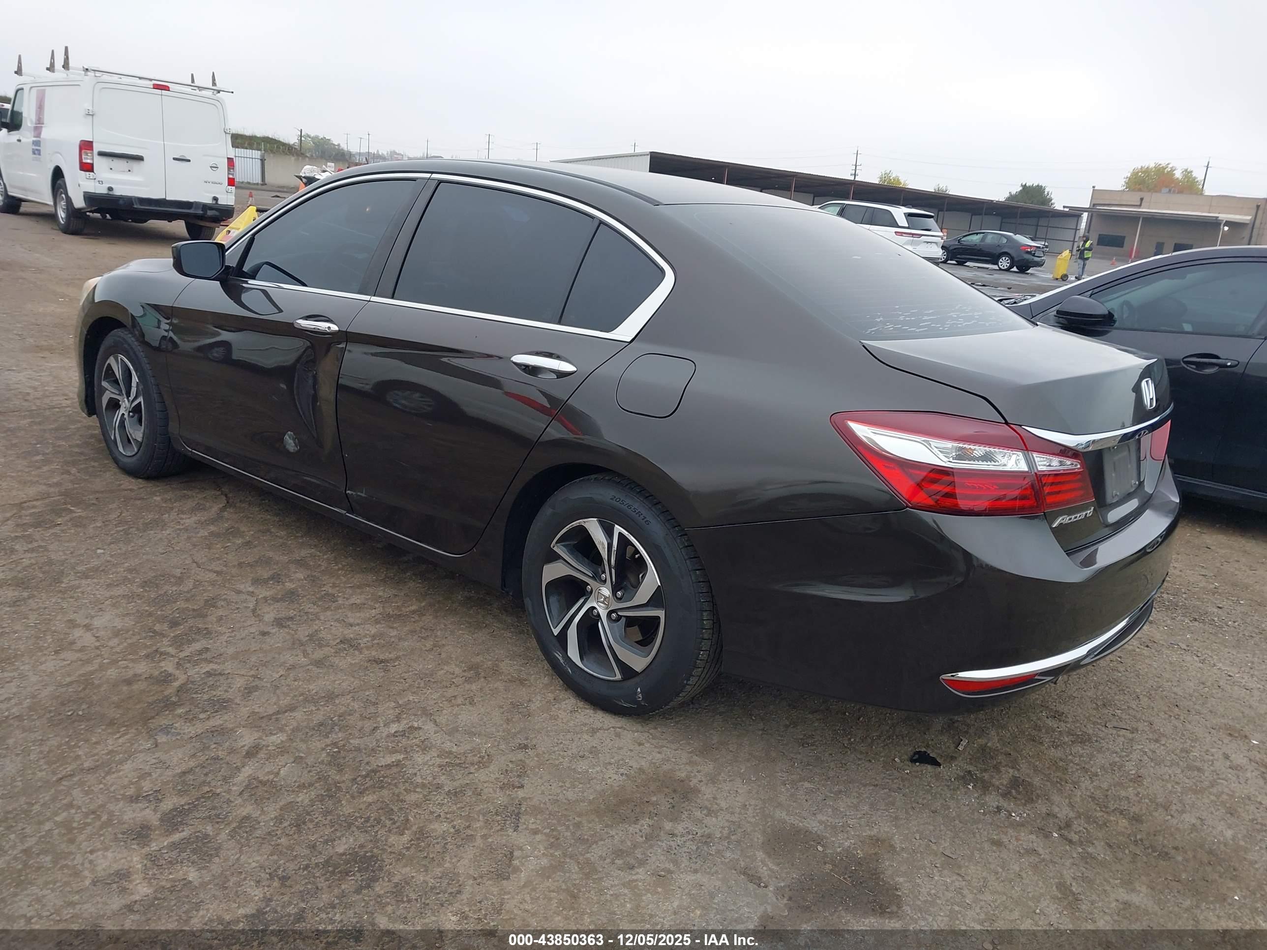 HONDA ACCORD image 3
