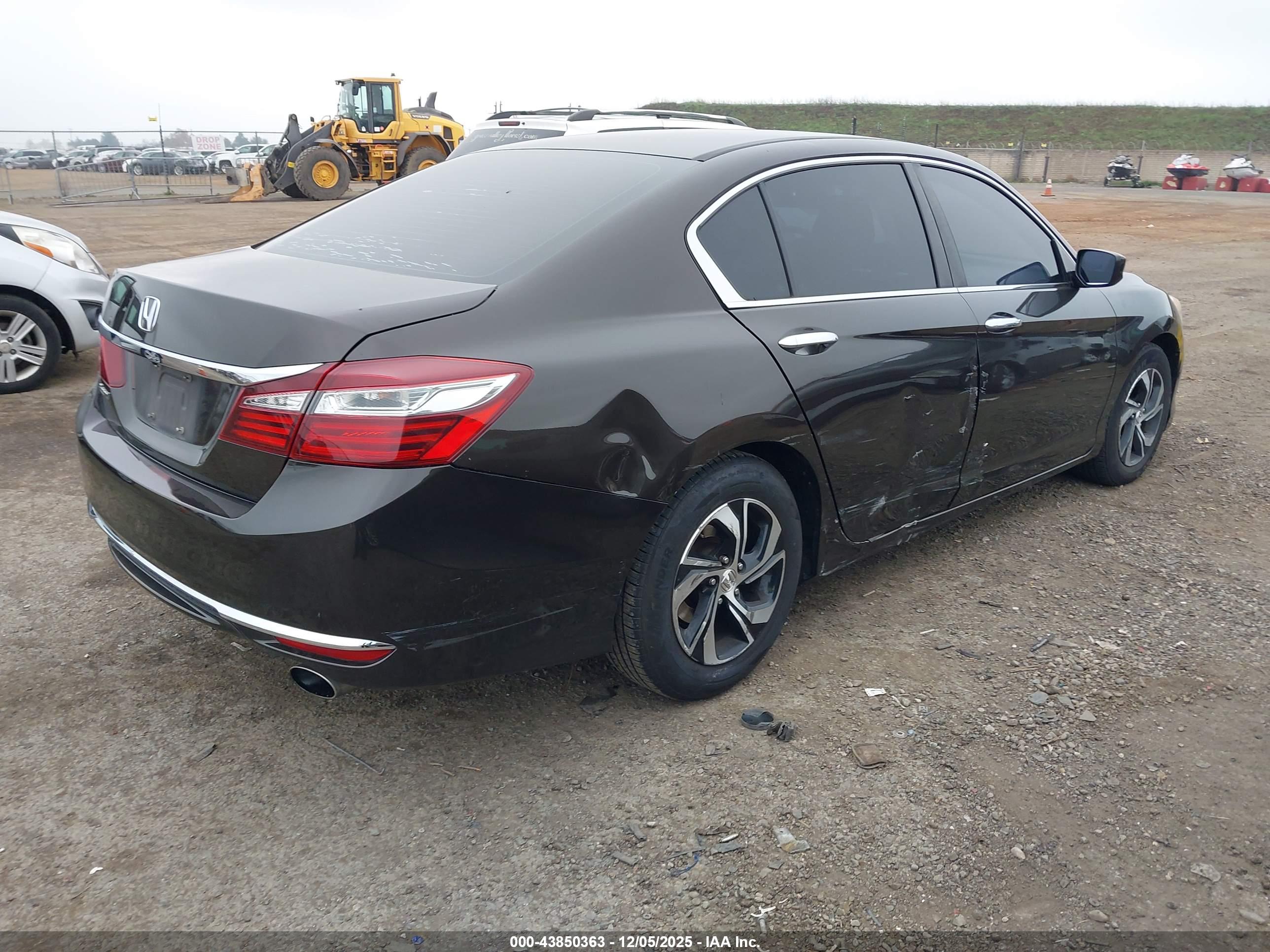 HONDA ACCORD image 4