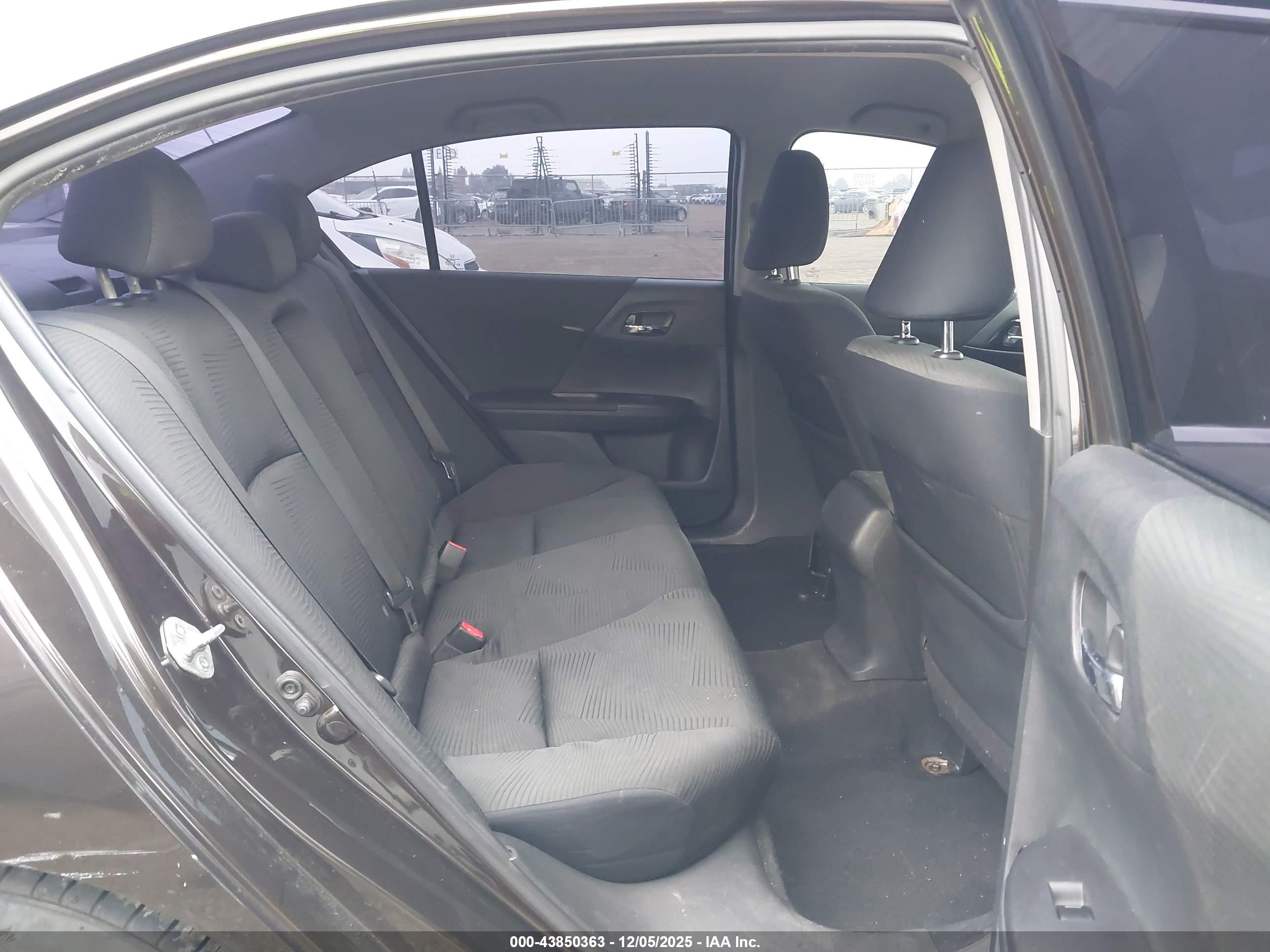HONDA ACCORD image 8