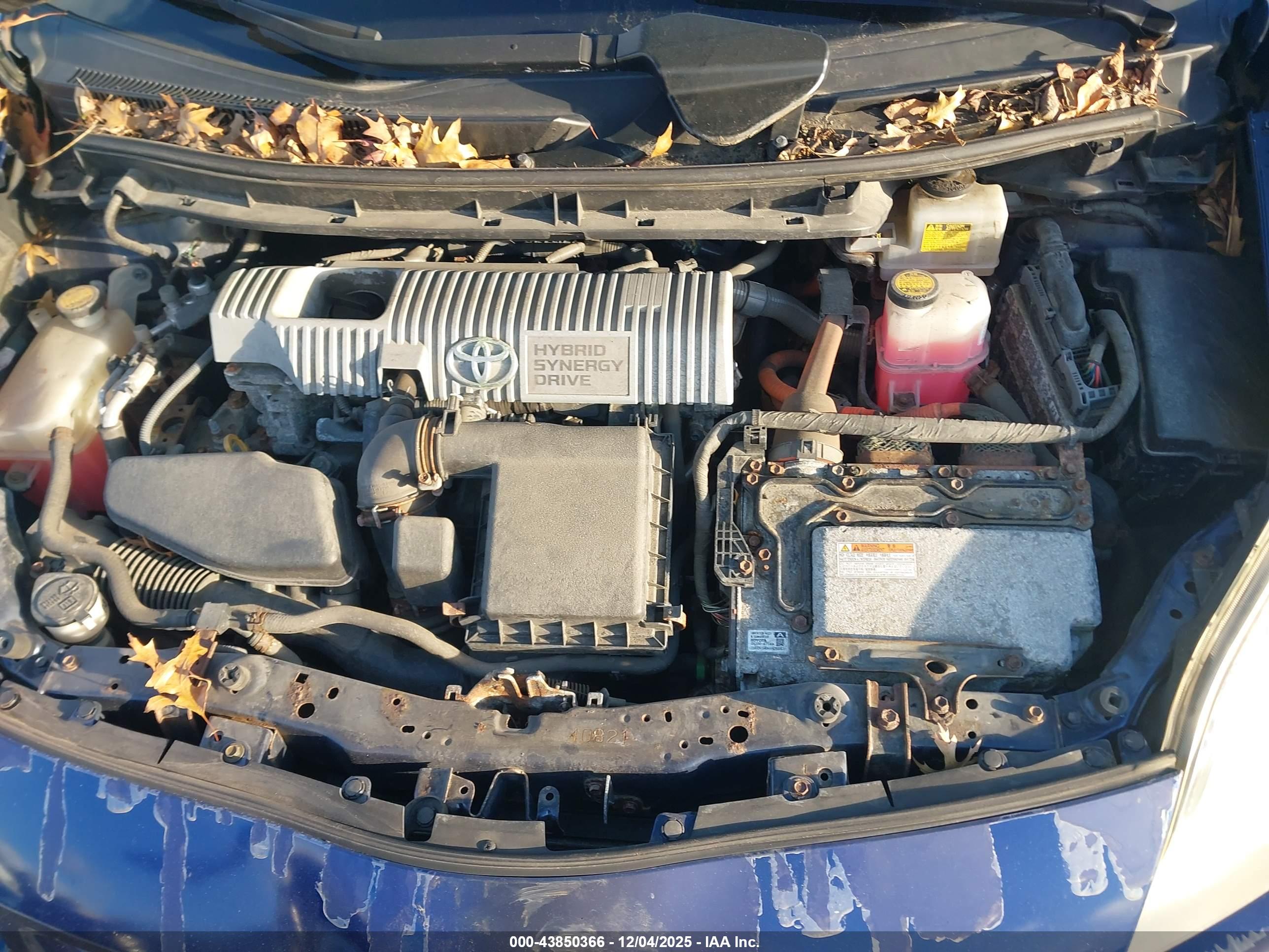 TOYOTA PRIUS image 10