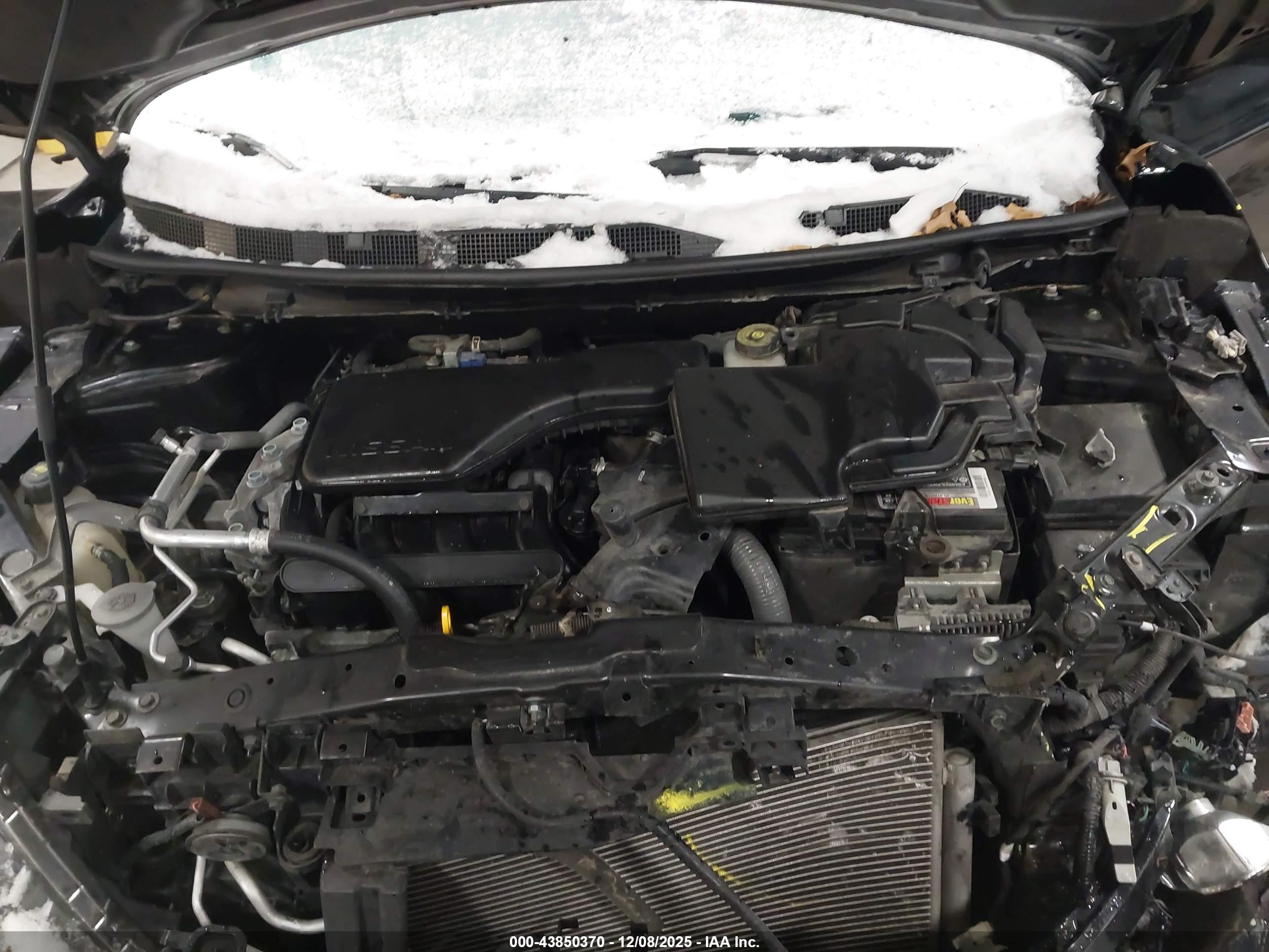 NISSAN ROGUE image 10