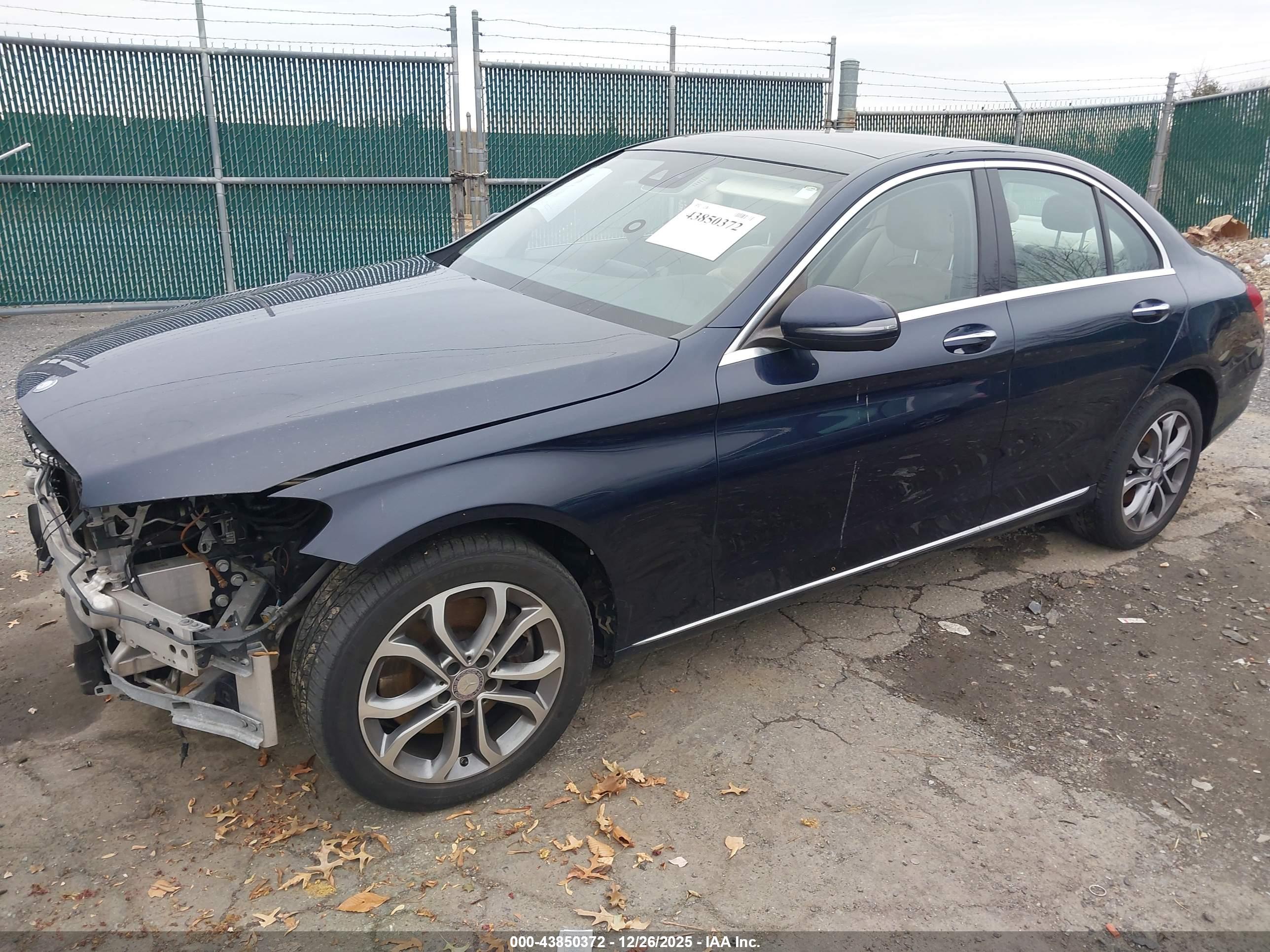 MERCEDES-BENZ C image 2