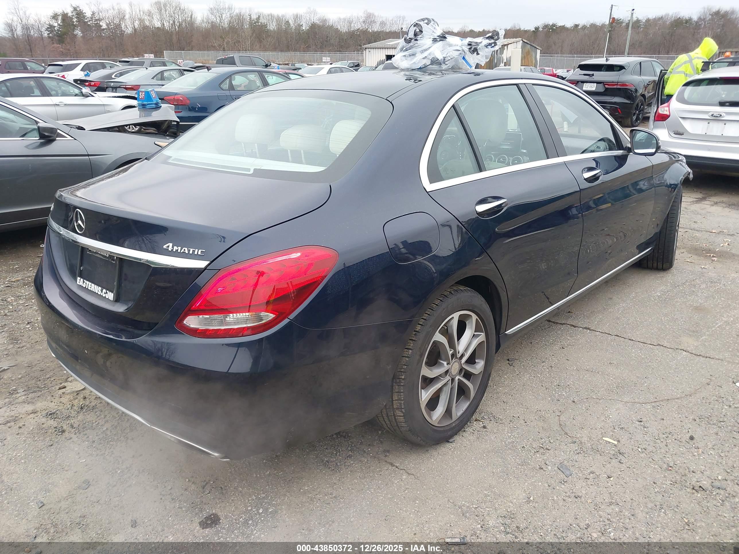 MERCEDES-BENZ C image 4