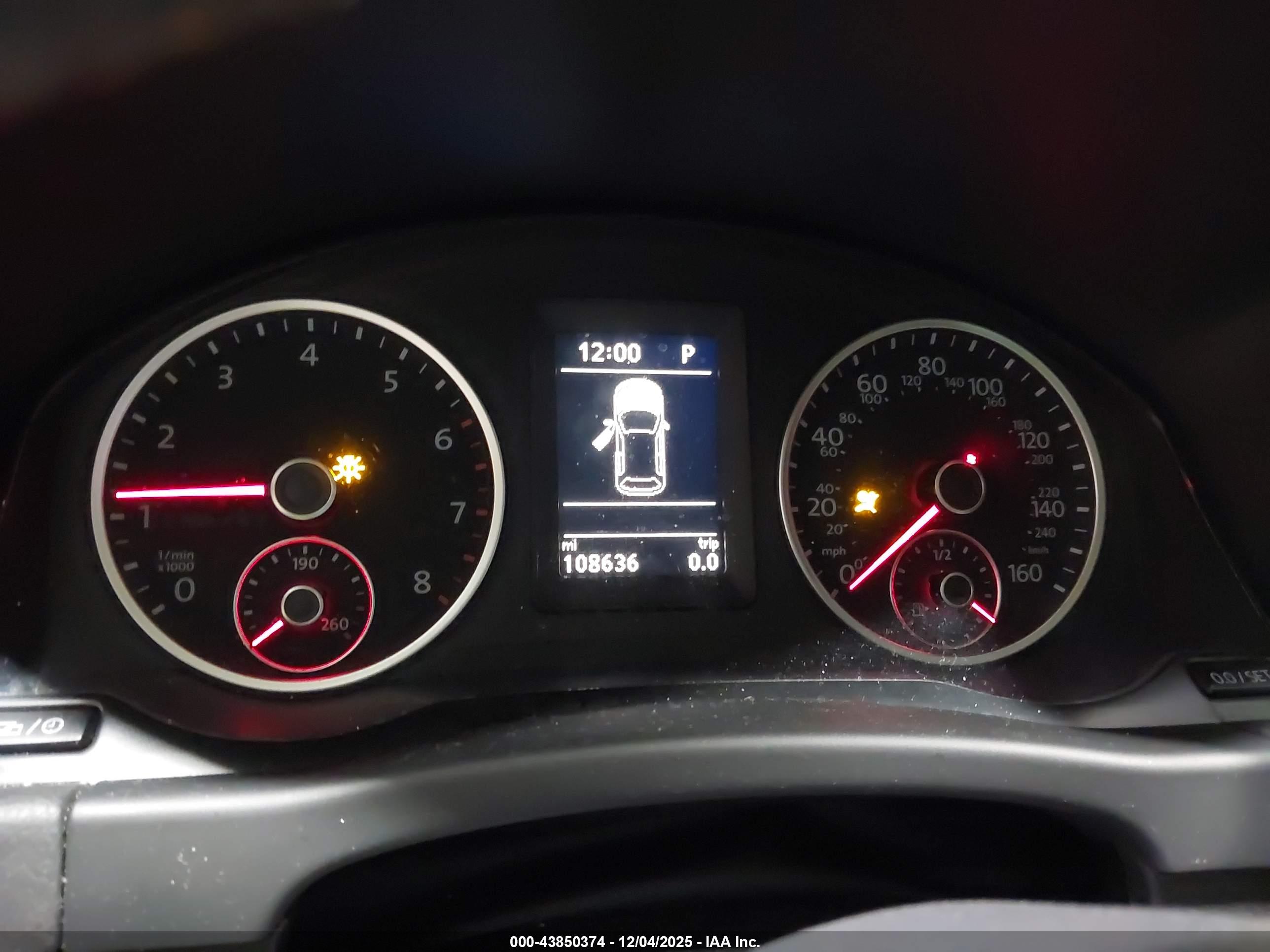VOLKSWAGEN TIGUAN image 7