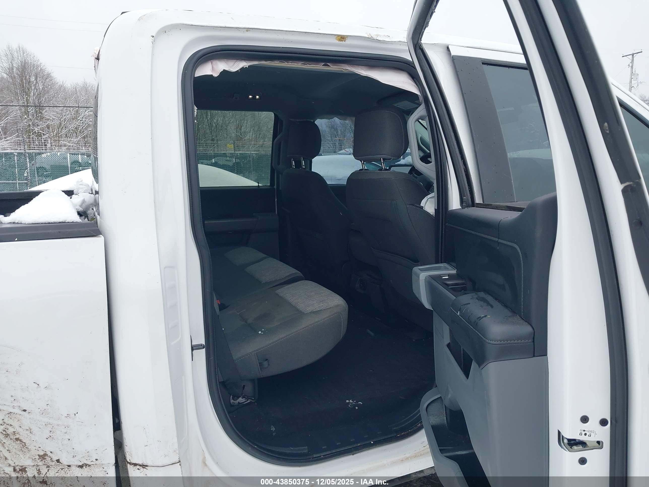 FORD F-150 image 8