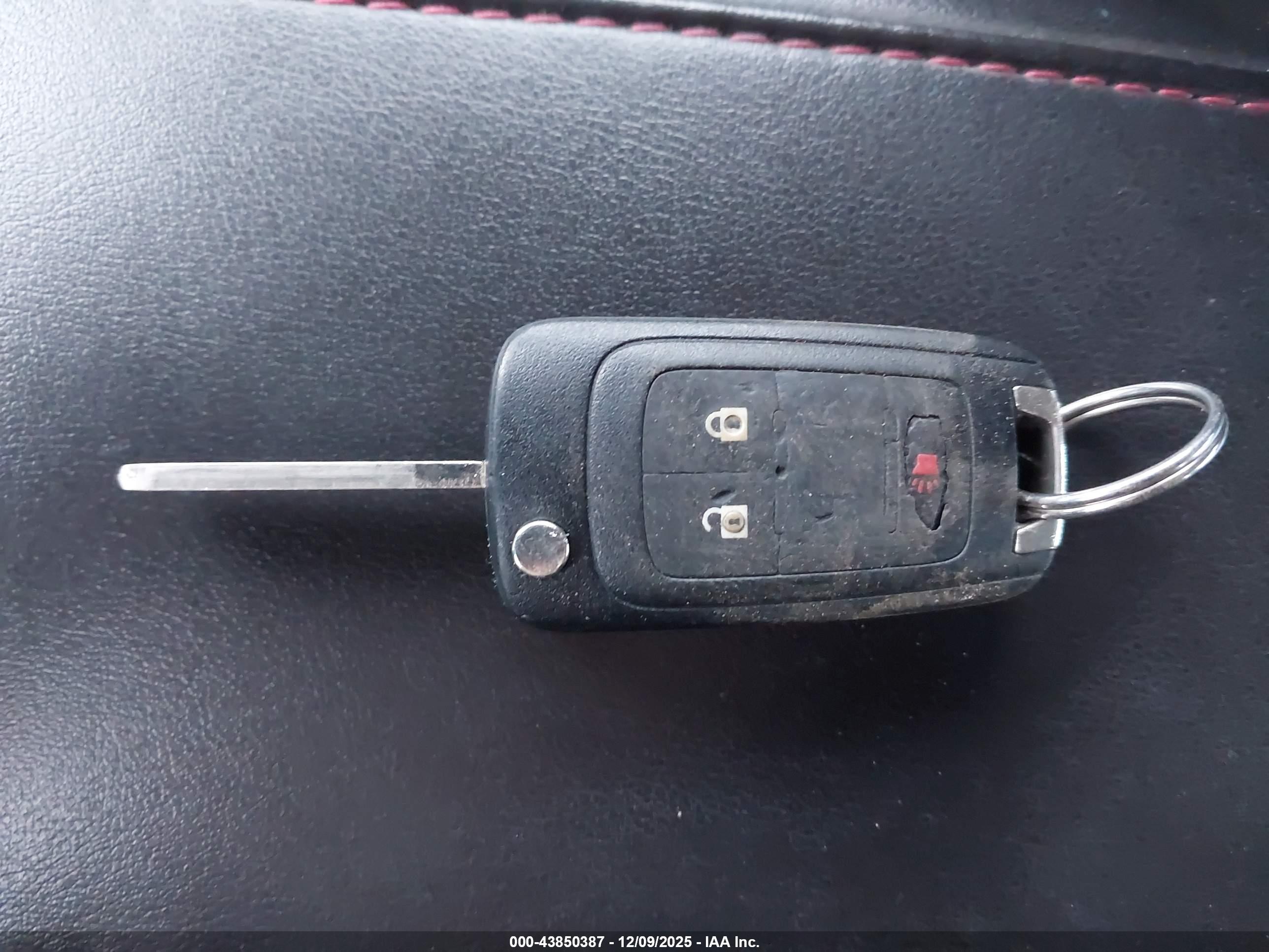 CHEVROLET EQUINOX image 11