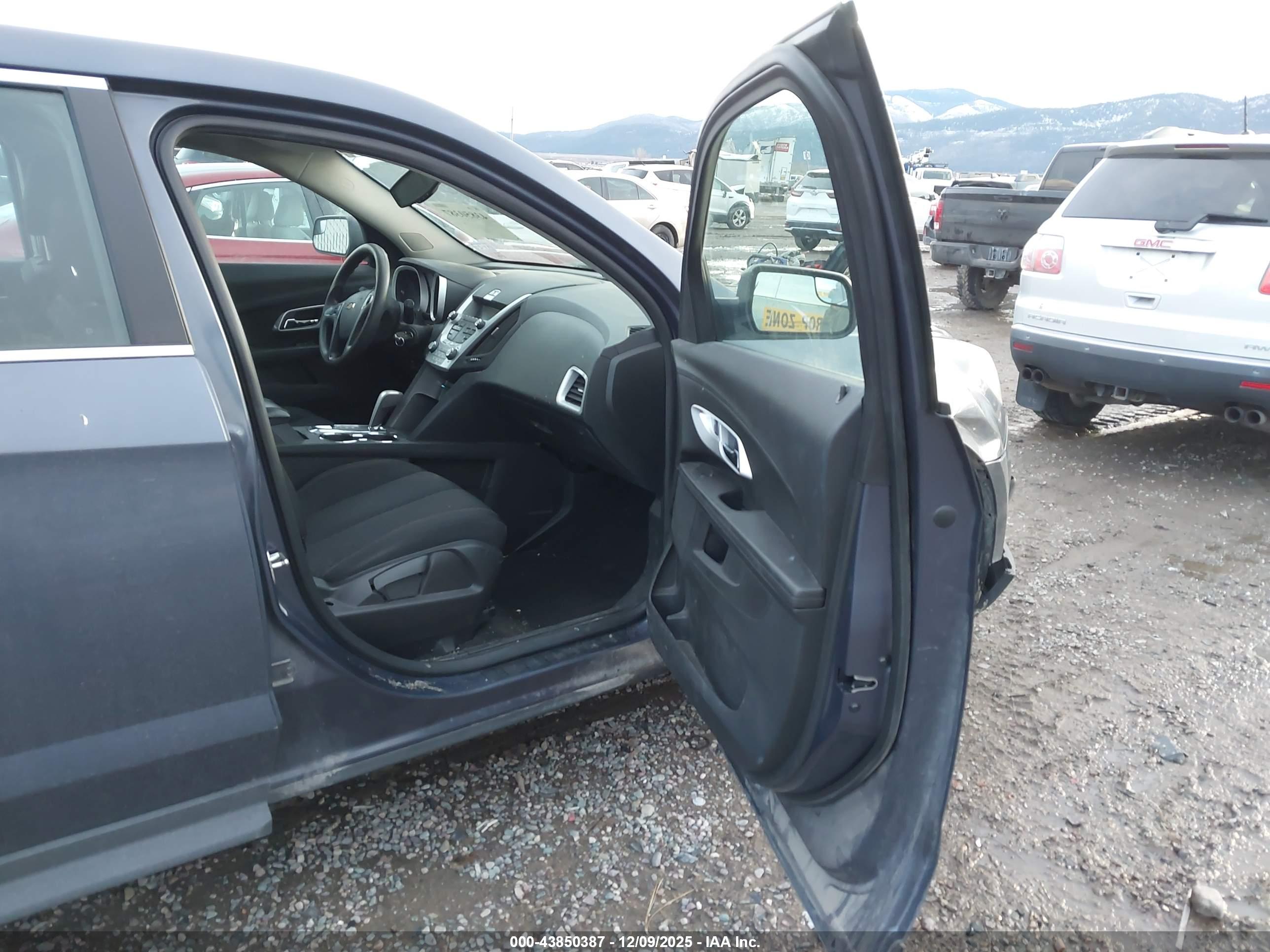 CHEVROLET EQUINOX image 5
