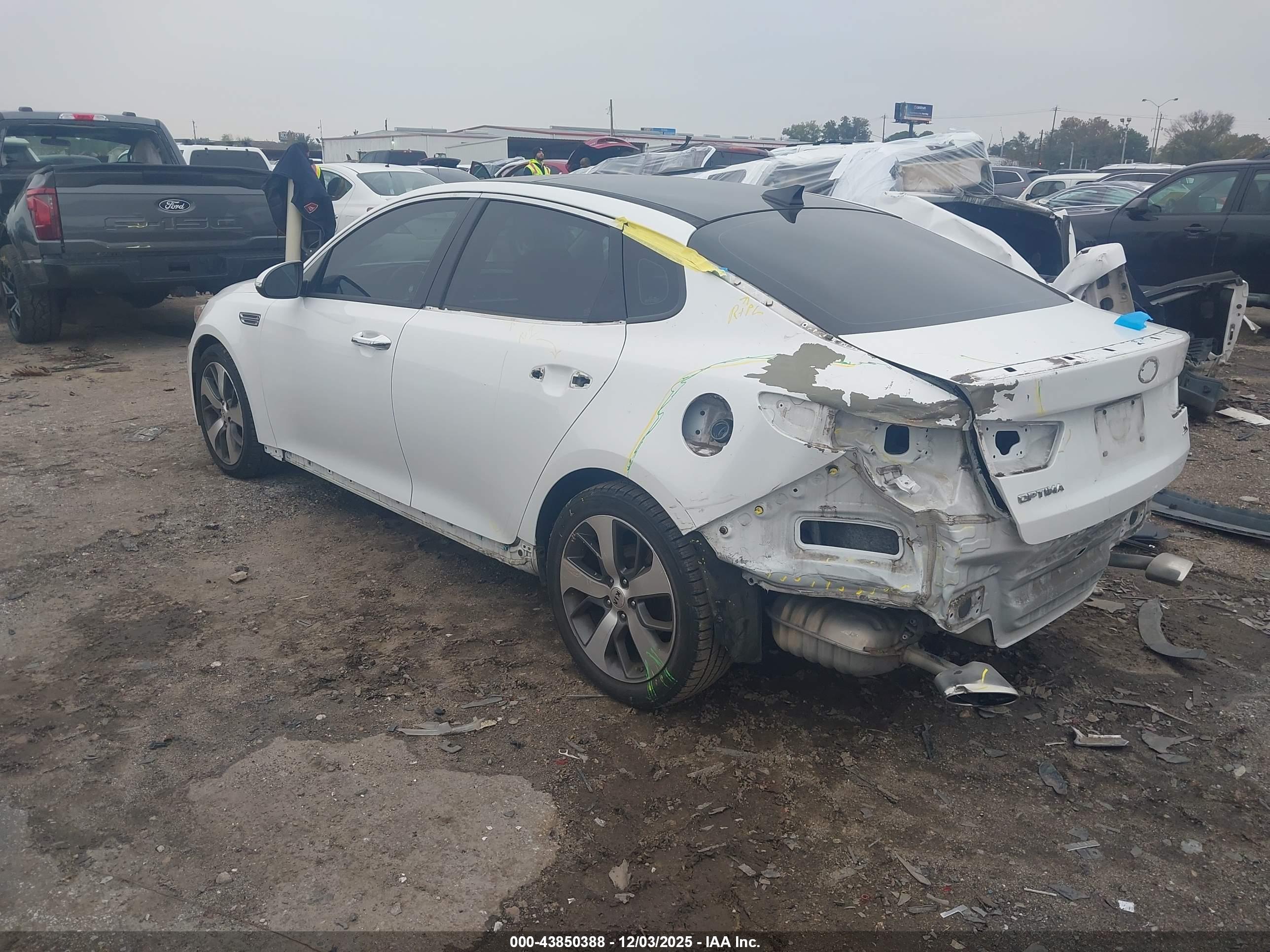 KIA OPTIMA image 3