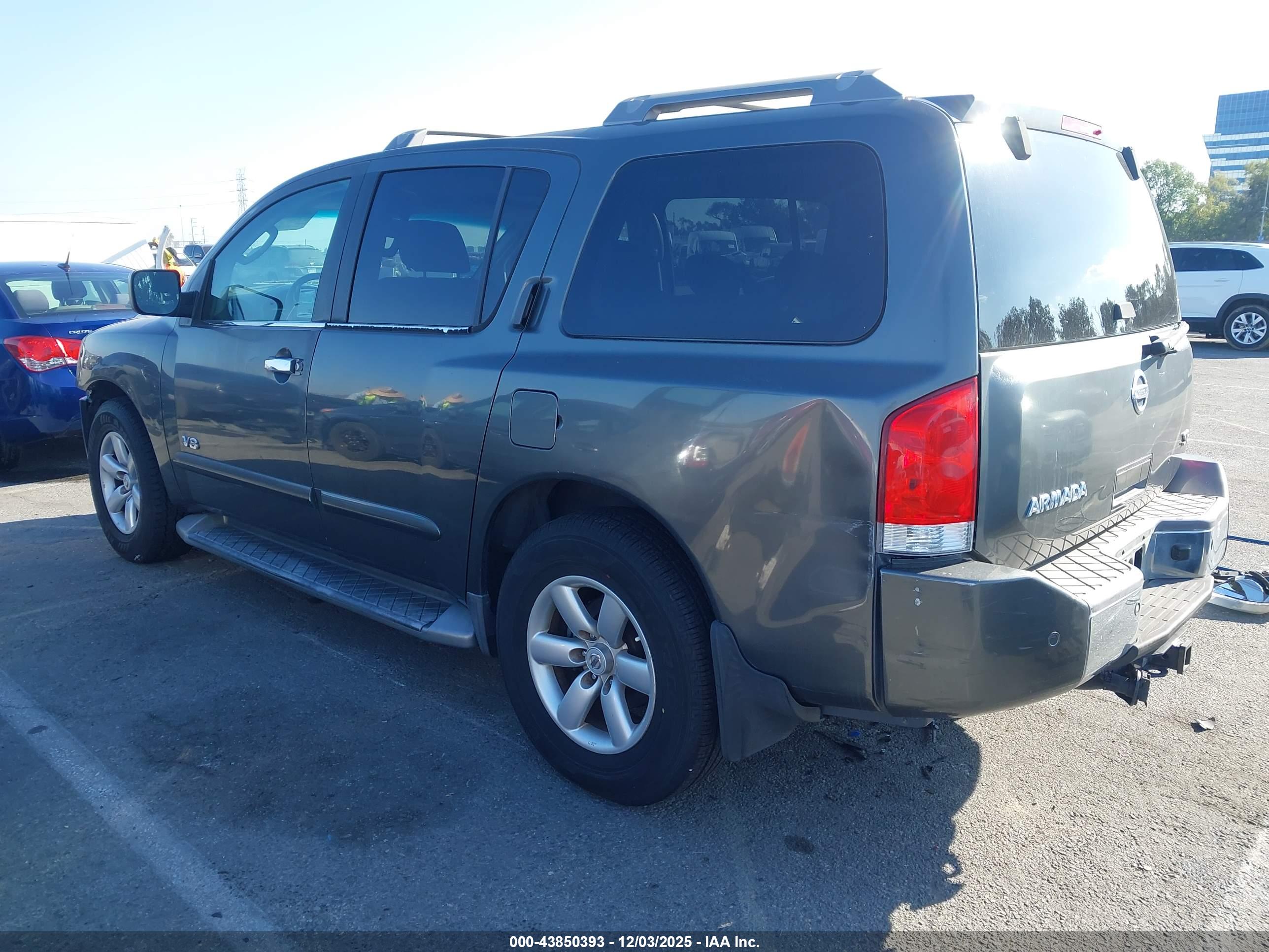 NISSAN ARMADA image 3