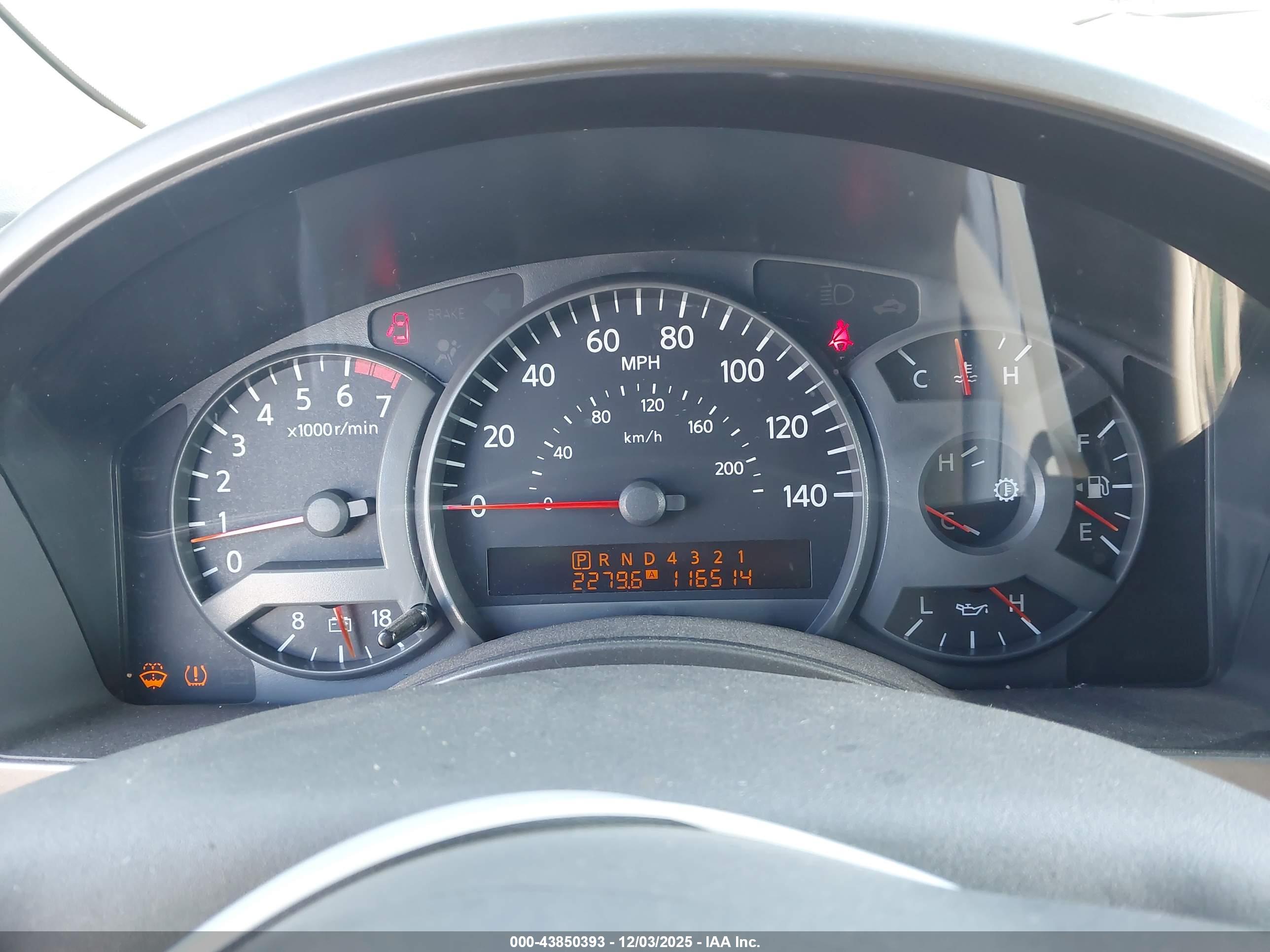 NISSAN ARMADA image 7