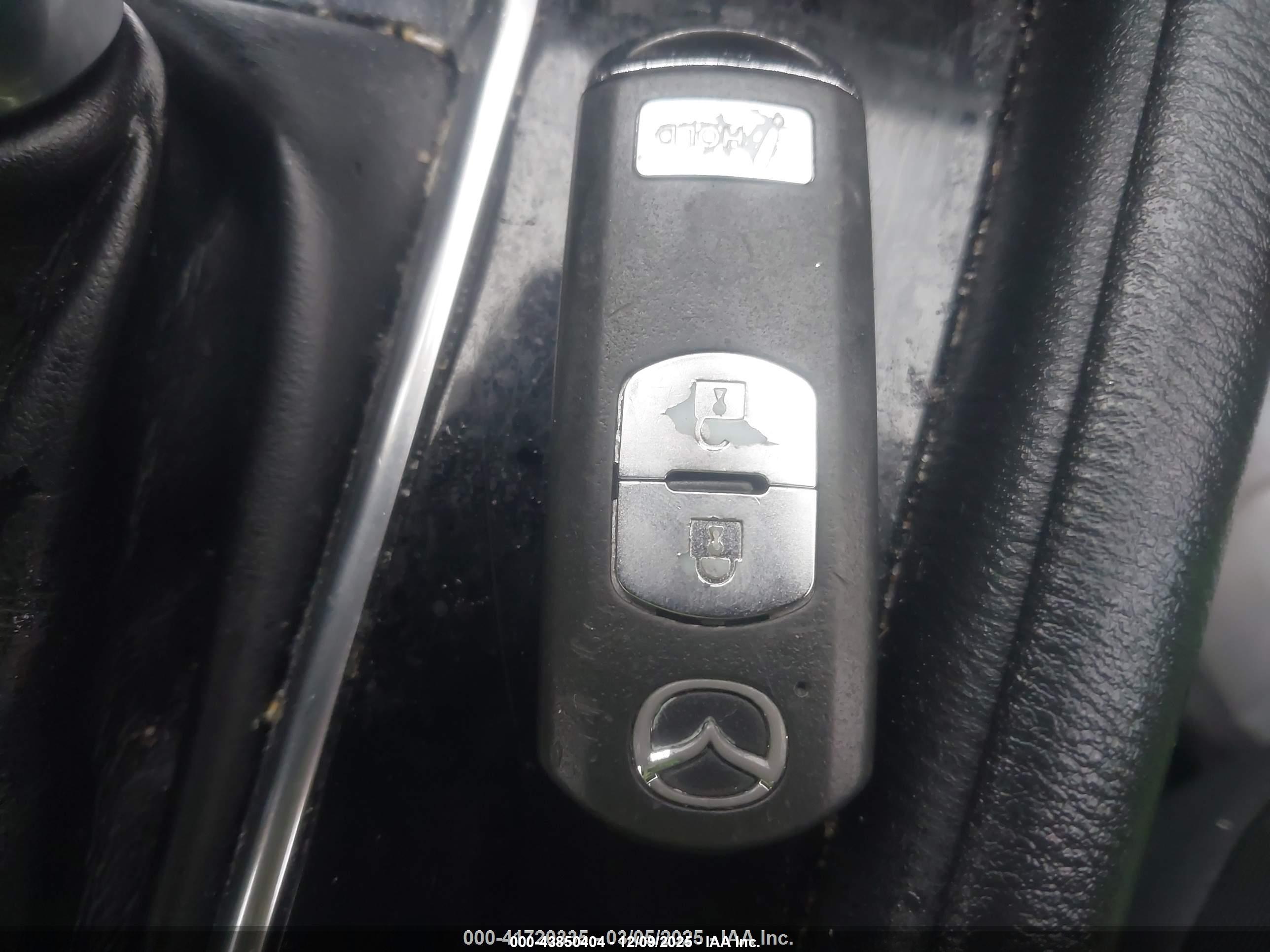 MAZDA CX-5 image 11