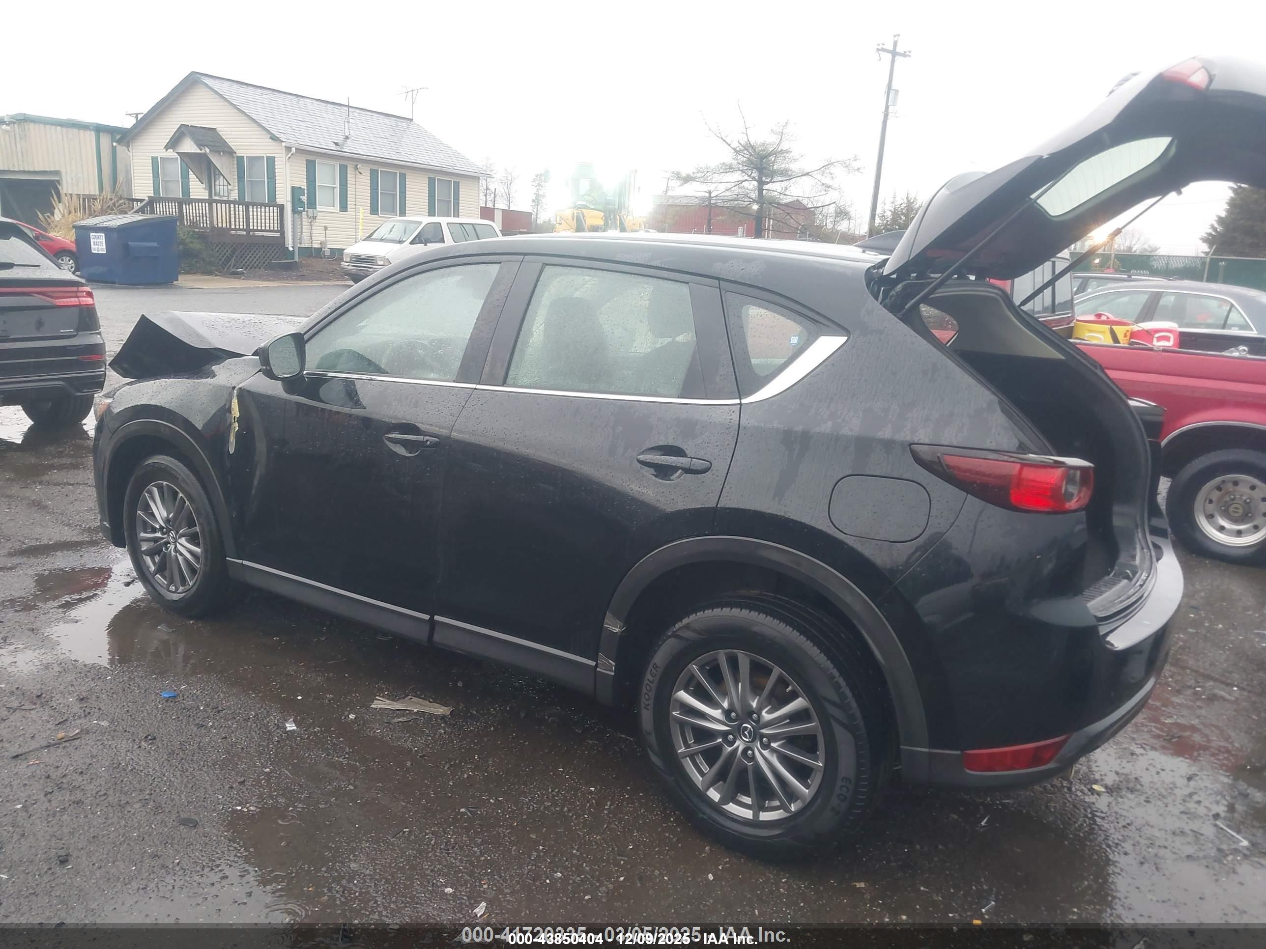 MAZDA CX-5 image 3
