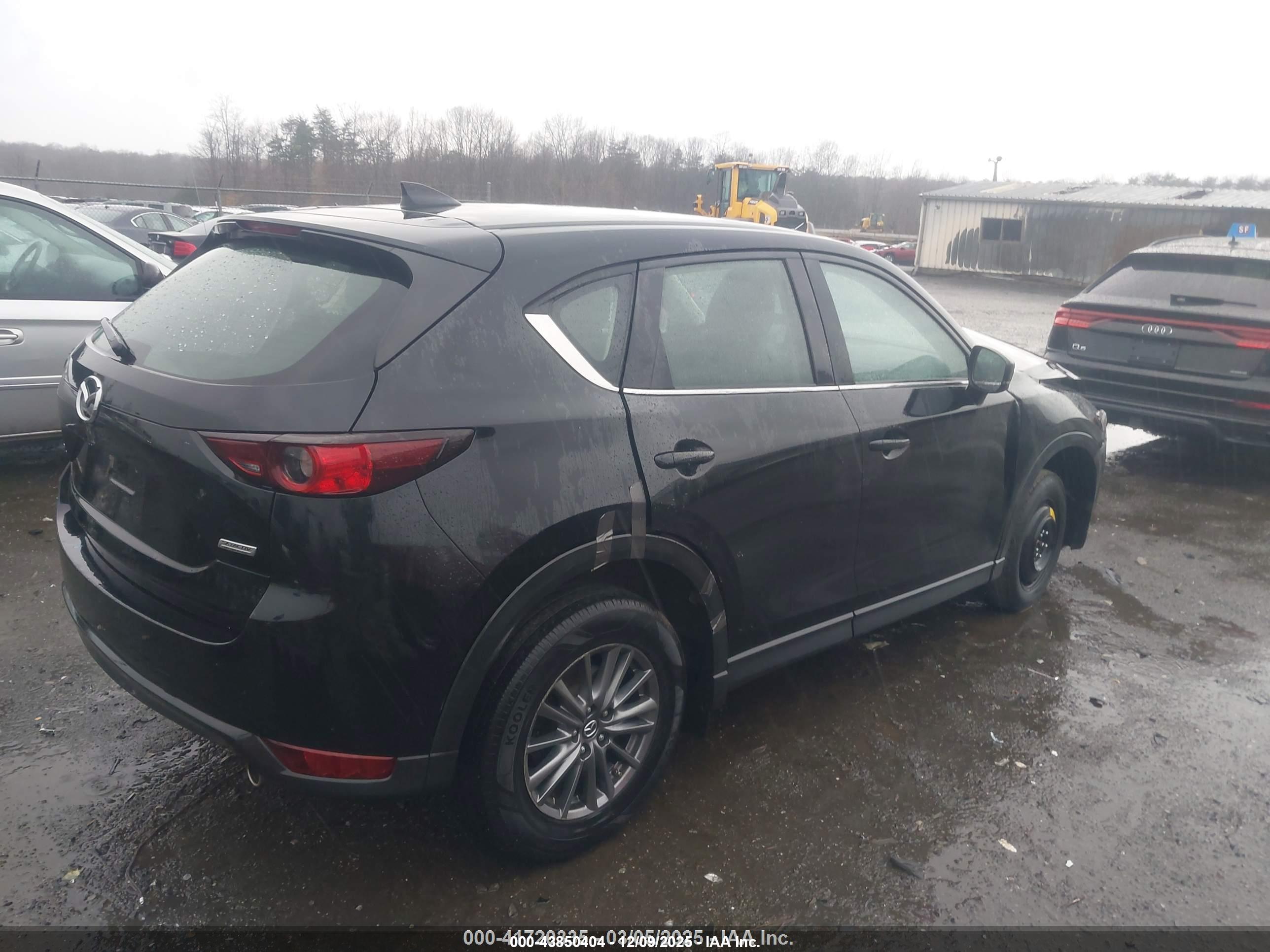 MAZDA CX-5 image 4