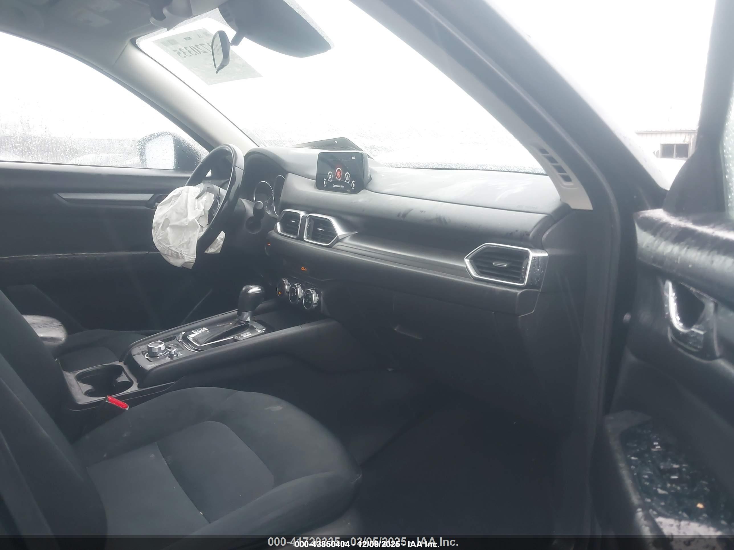 MAZDA CX-5 image 5