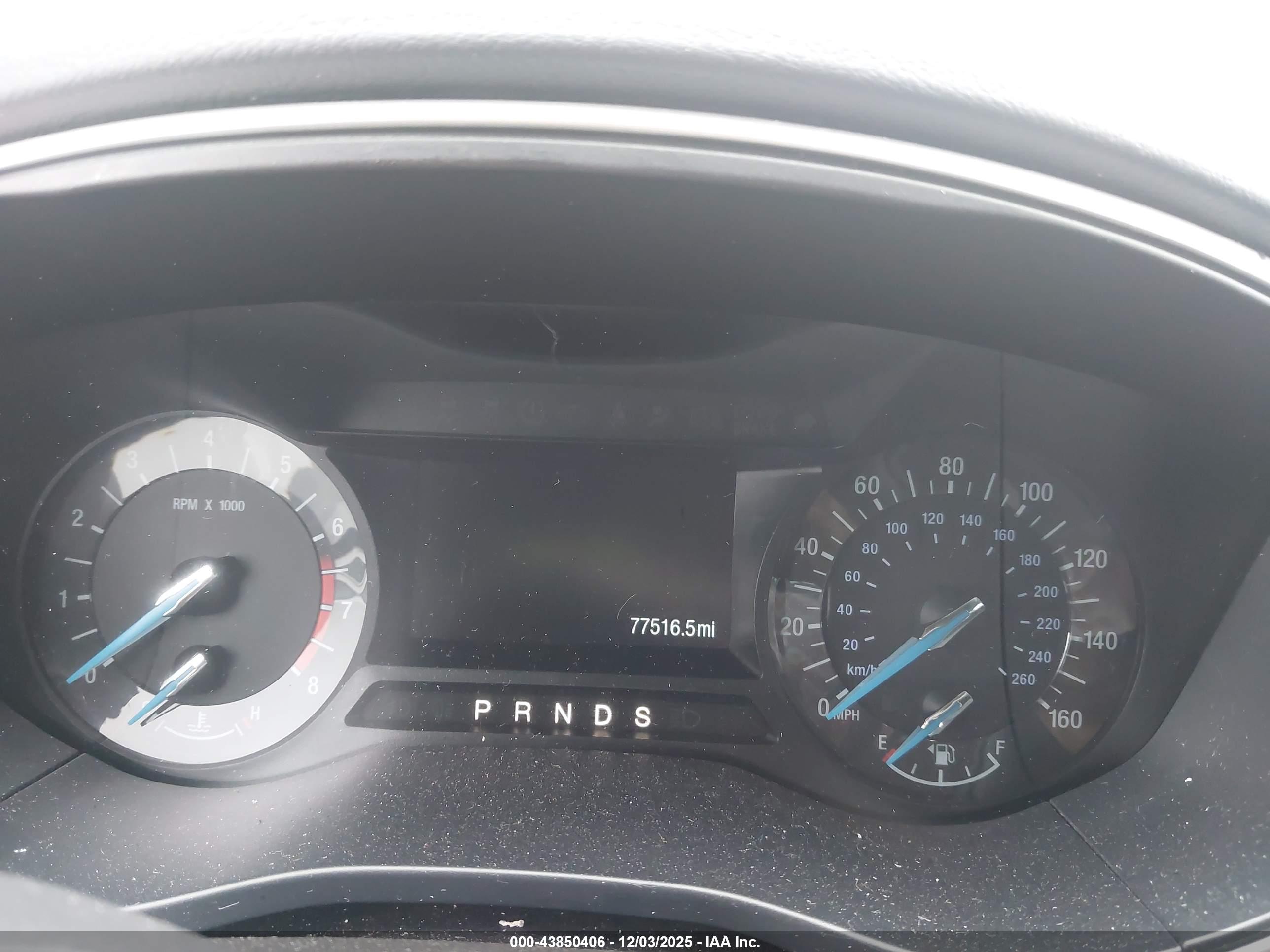 FORD FUSION image 7