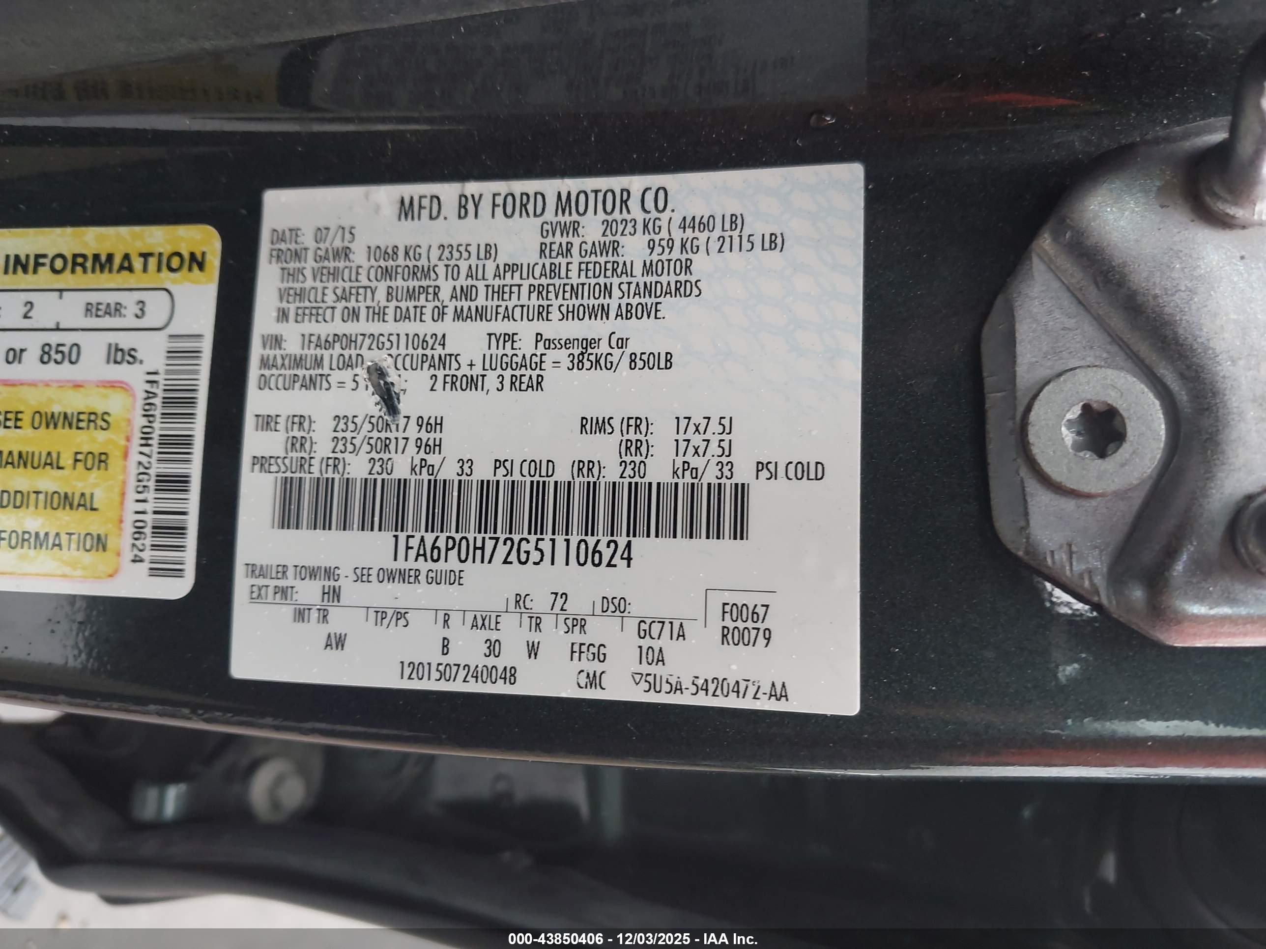 FORD FUSION image 9