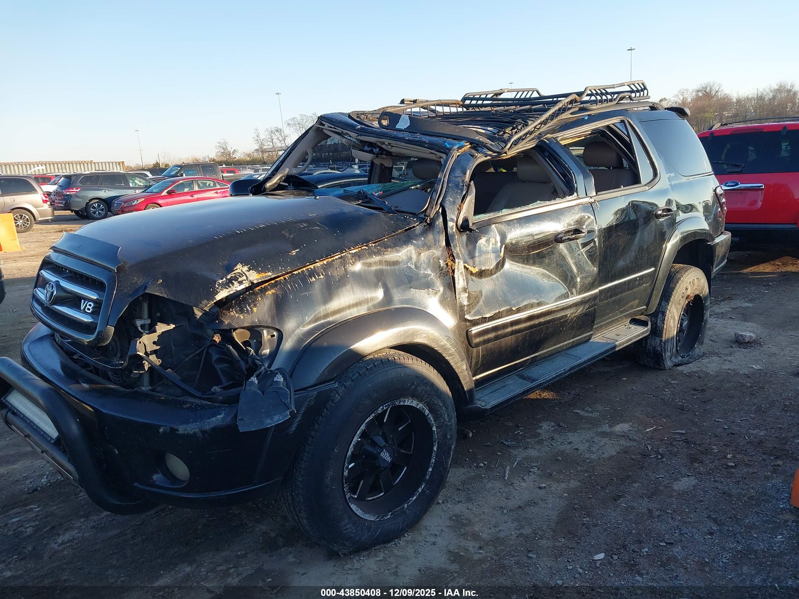 TOYOTA SEQUOIA image 2