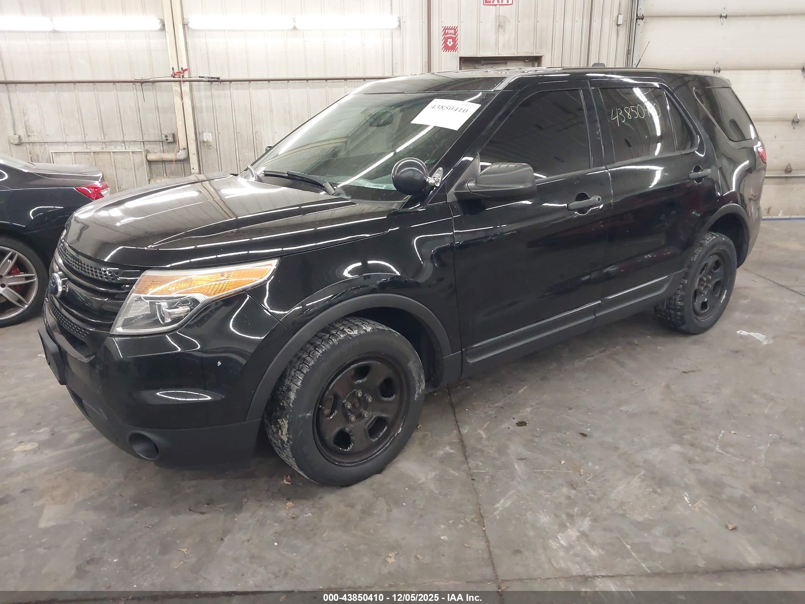 FORD UTILITY image 2