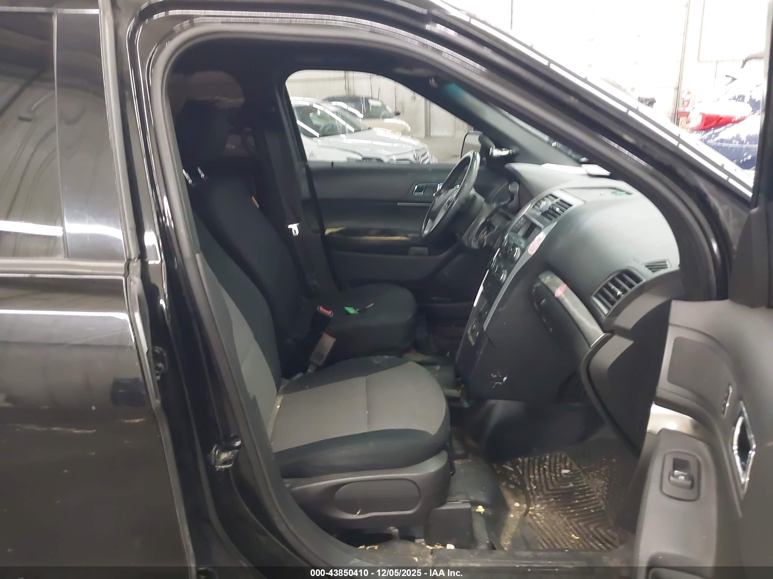 FORD UTILITY image 5